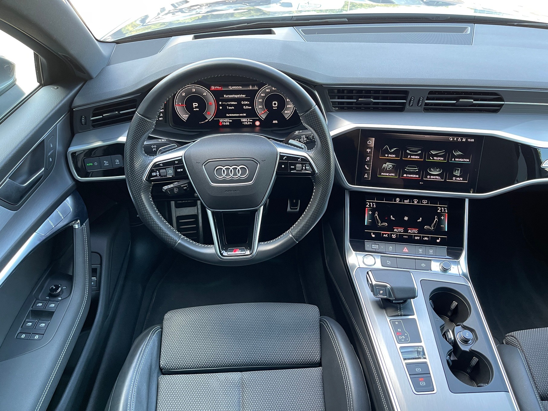 AUDI A6 Avant 40 TDI Sport Attraction quattro S-tronic-image-7