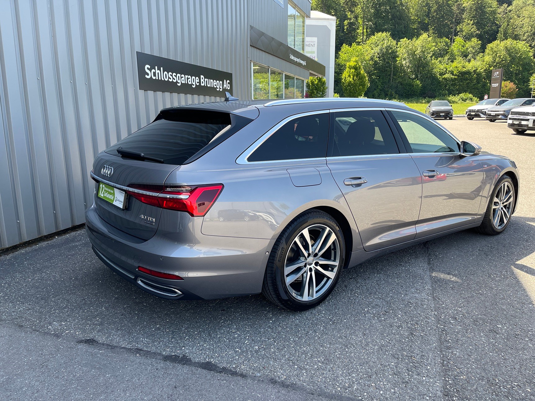 AUDI A6 Avant 40 TDI Sport Attraction quattro S-tronic-image-2