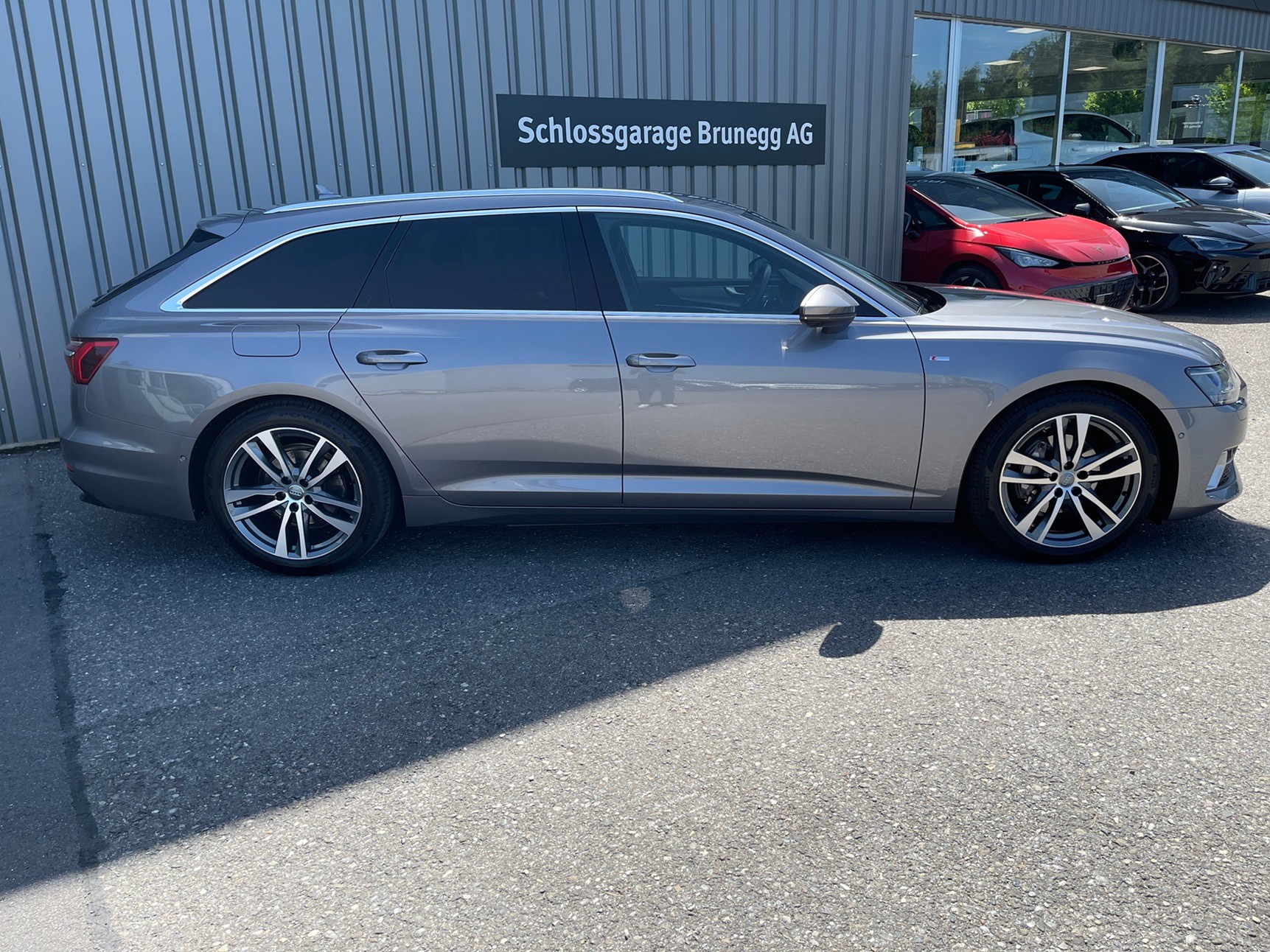 AUDI A6 Avant 40 TDI Sport Attraction quattro S-tronic-image-1