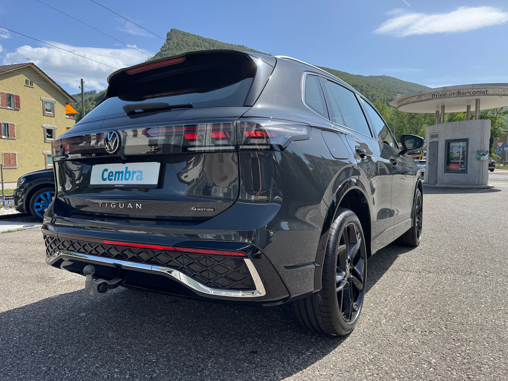 VW Tiguan 2.0 TSI DSG R-Line 4Motion-image-5