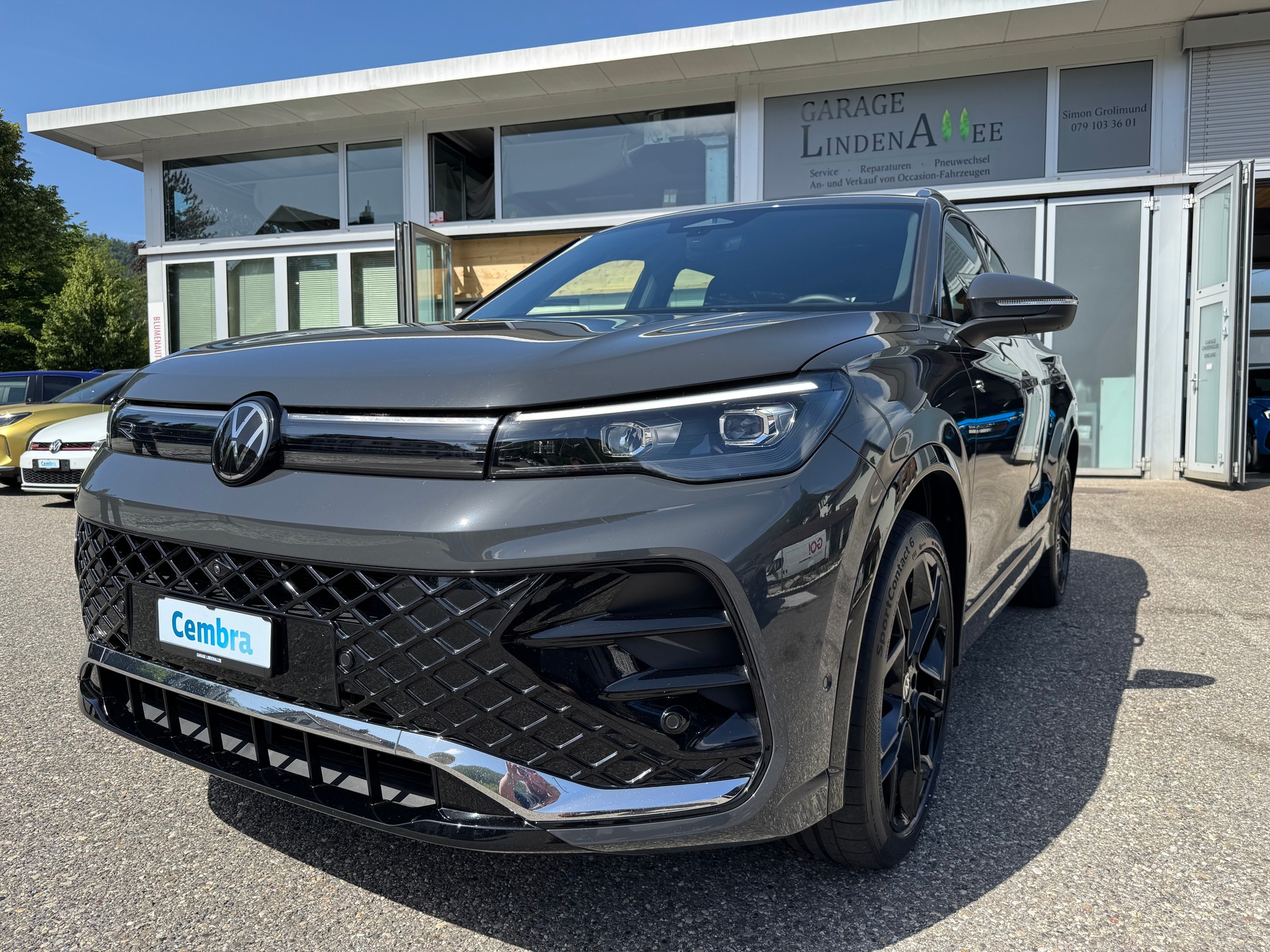 VW Tiguan 2.0 TSI DSG R-Line 4Motion-image-1