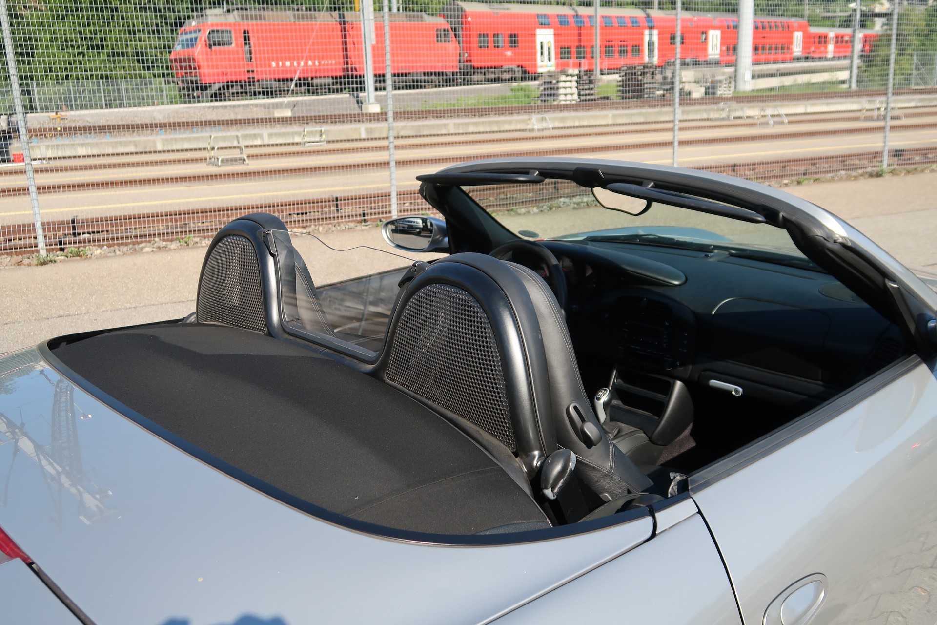 PORSCHE Boxter-image-12