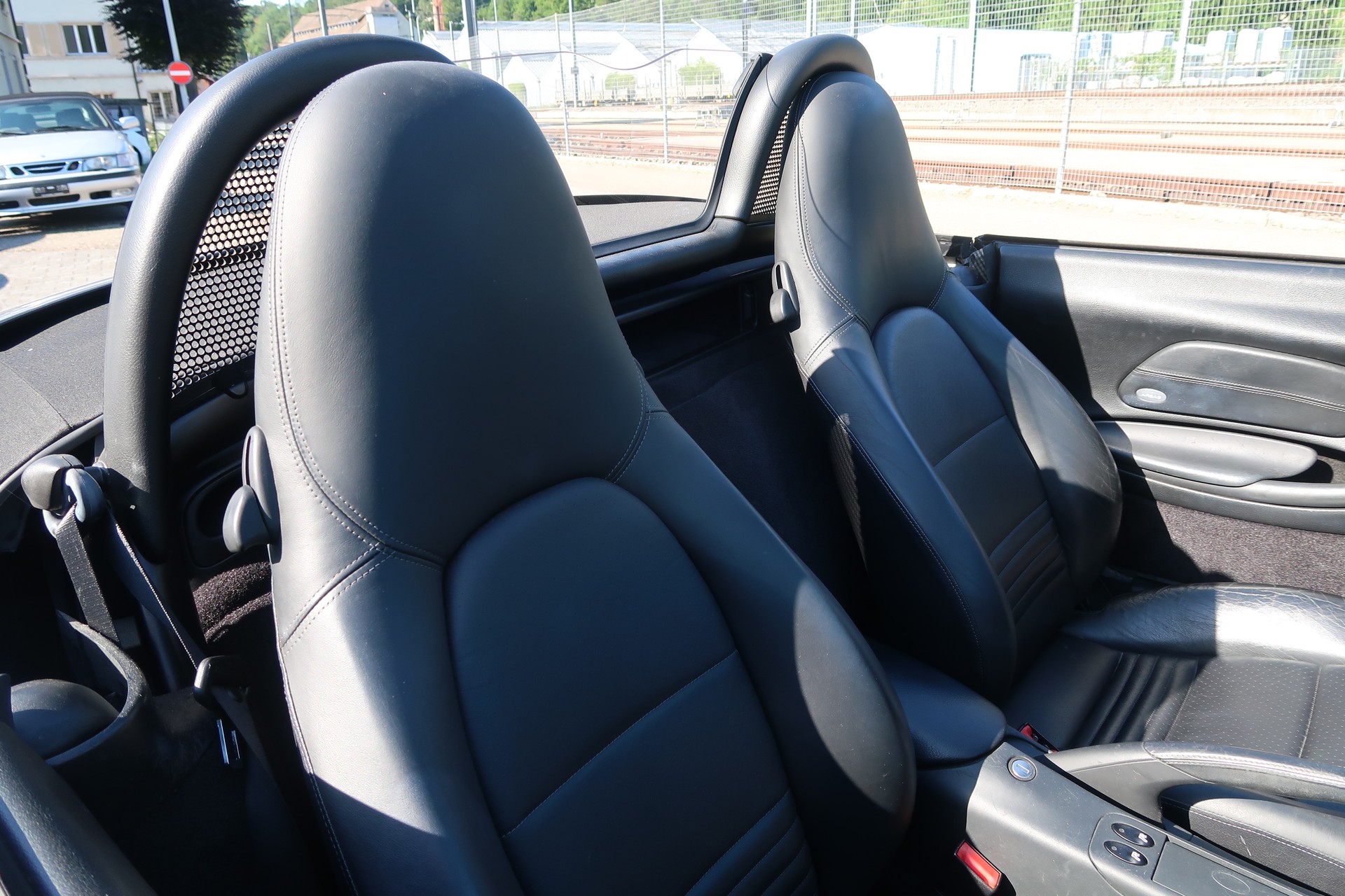 PORSCHE Boxter-image-14