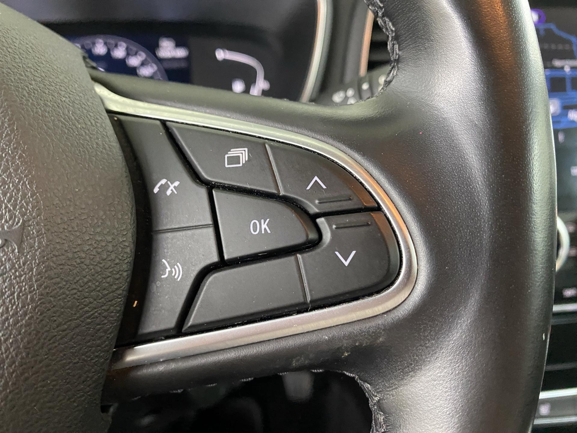 RENAULT Mégane Grandtour 1.5 dCi Business EDC-image-10