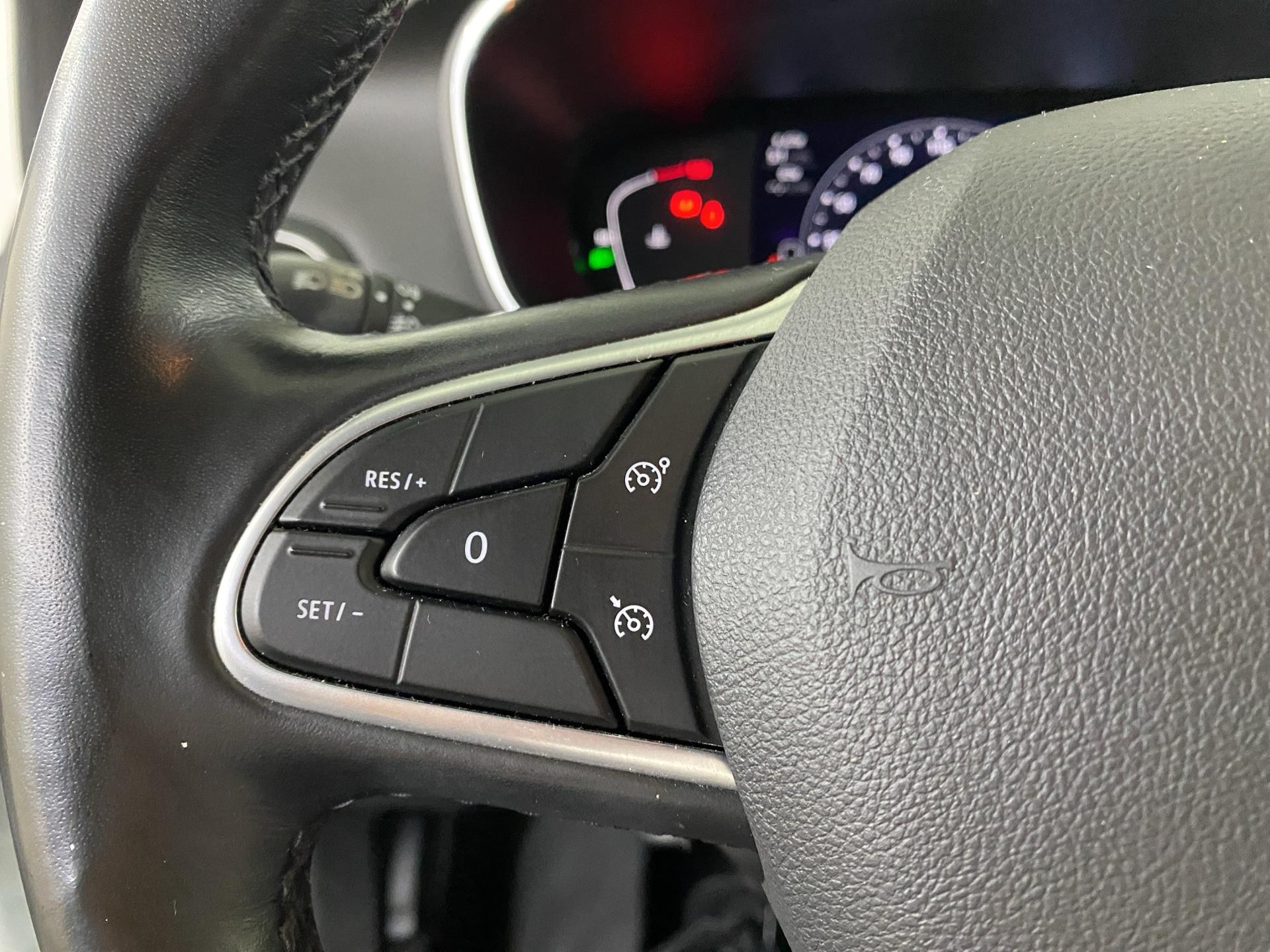 RENAULT Mégane Grandtour 1.5 dCi Business EDC-image-9