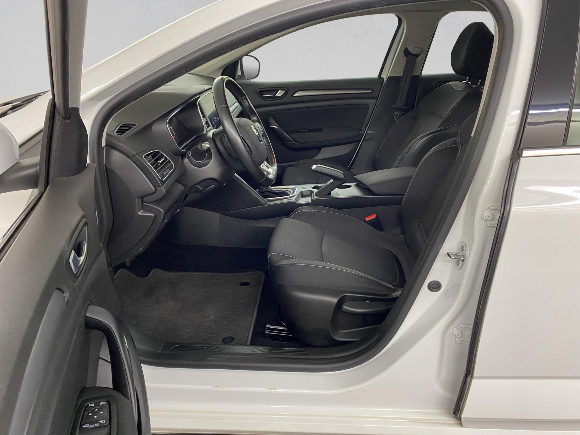 RENAULT Mégane Grandtour 1.5 dCi Business EDC-image-6