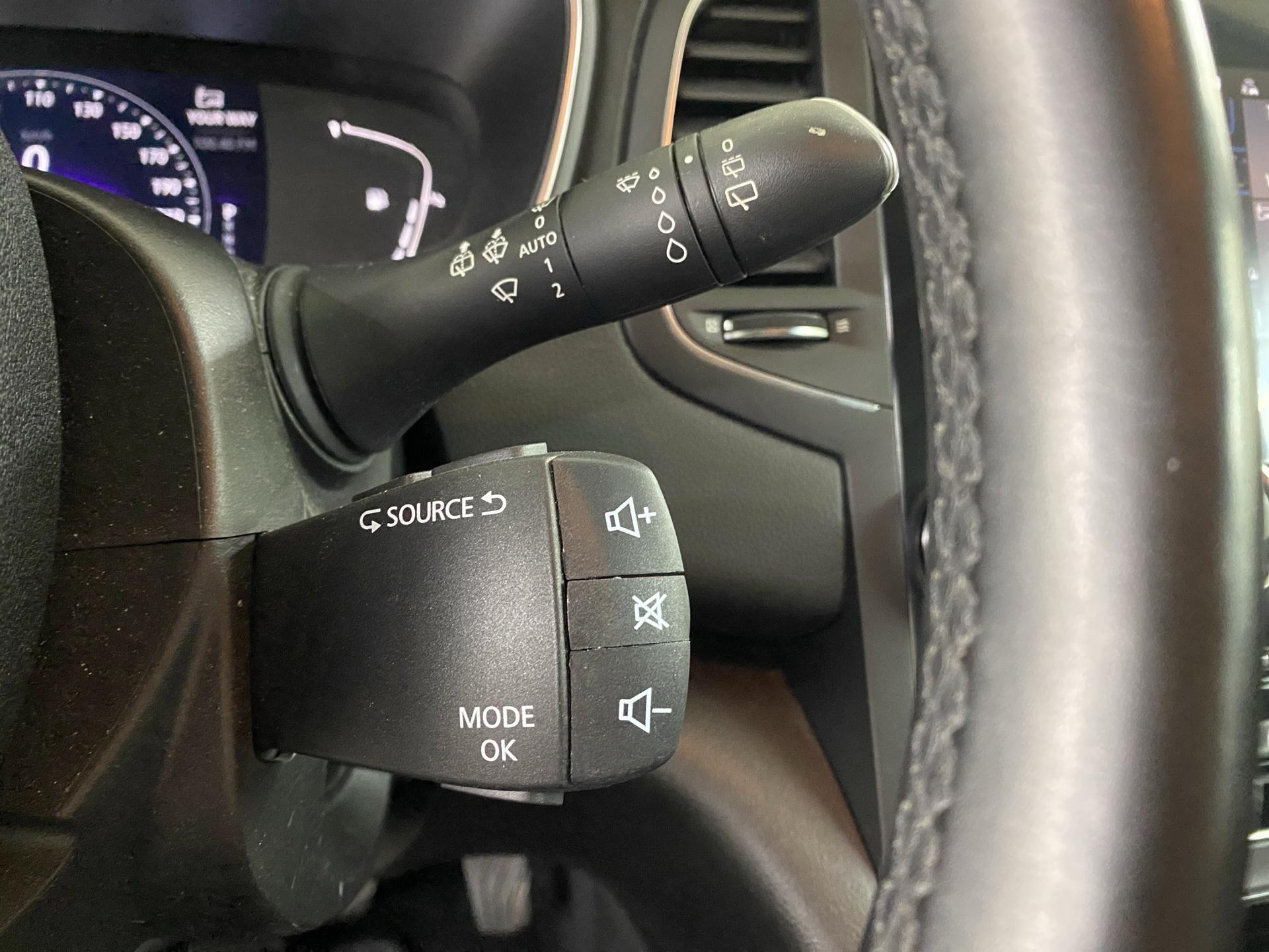 RENAULT Mégane Grandtour 1.5 dCi Business EDC-image-14