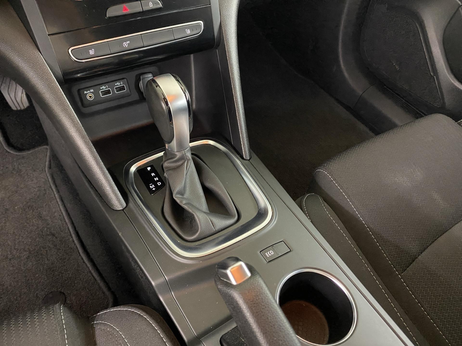 RENAULT Mégane Grandtour 1.5 dCi Business EDC-image-11