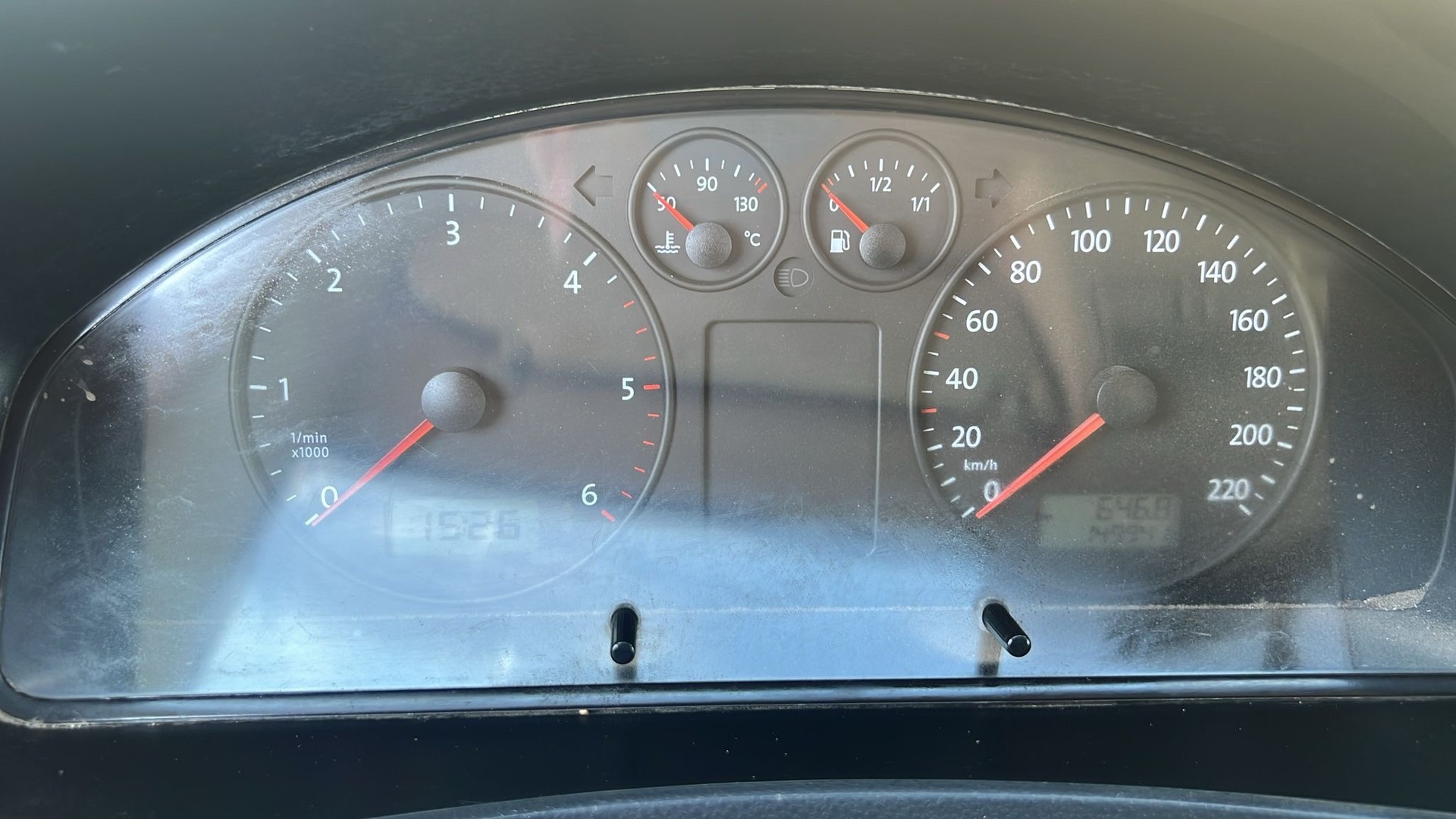 VW T5 1.9 TDI PD-image-10