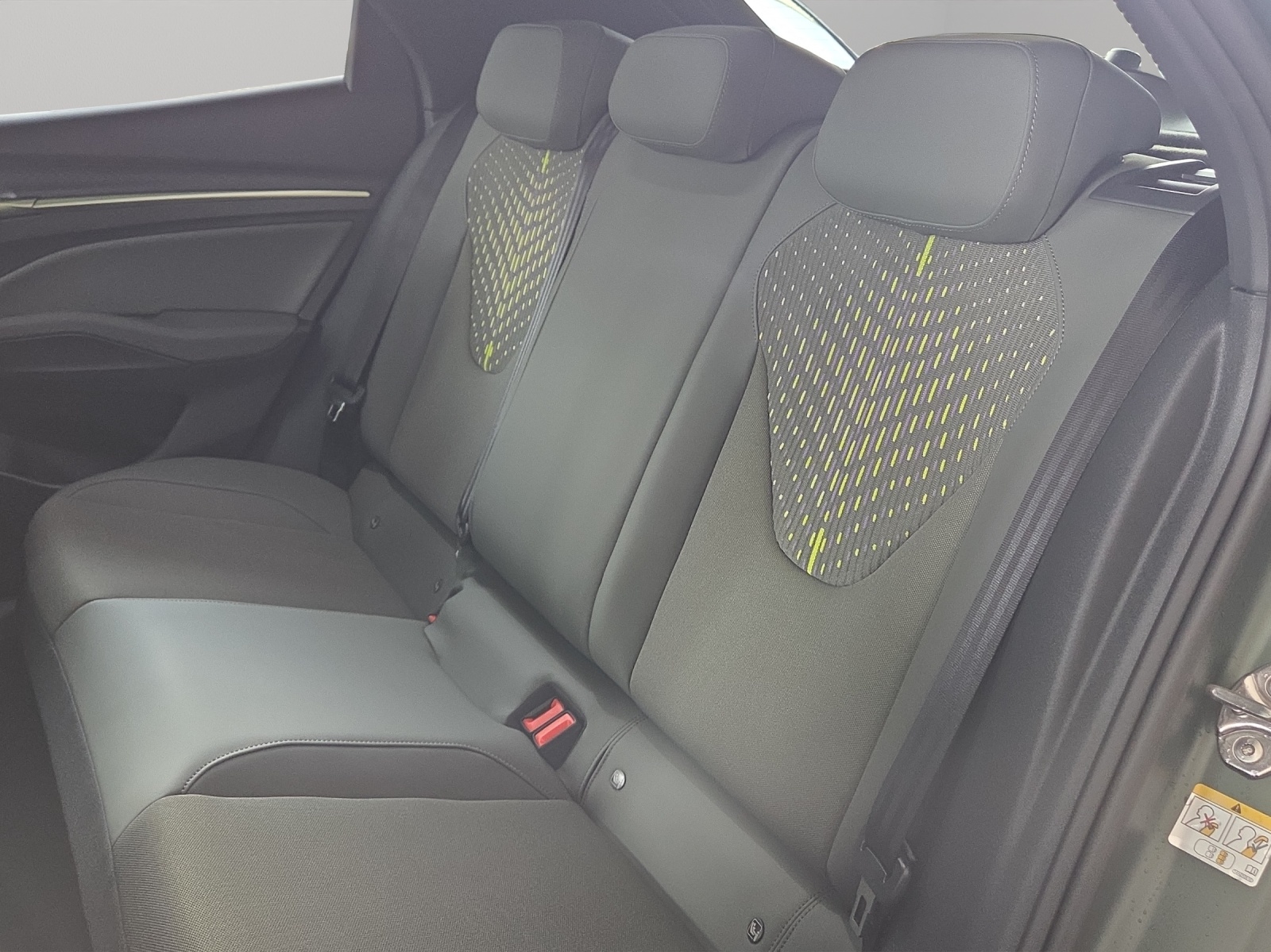 CUPRA Raval 52 kWh VZ Extreme-image-8