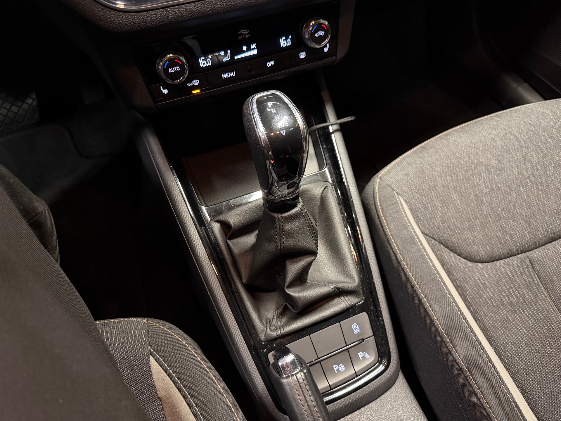 SKODA Scala 1.5 TSI ACT Style DSG-image-11