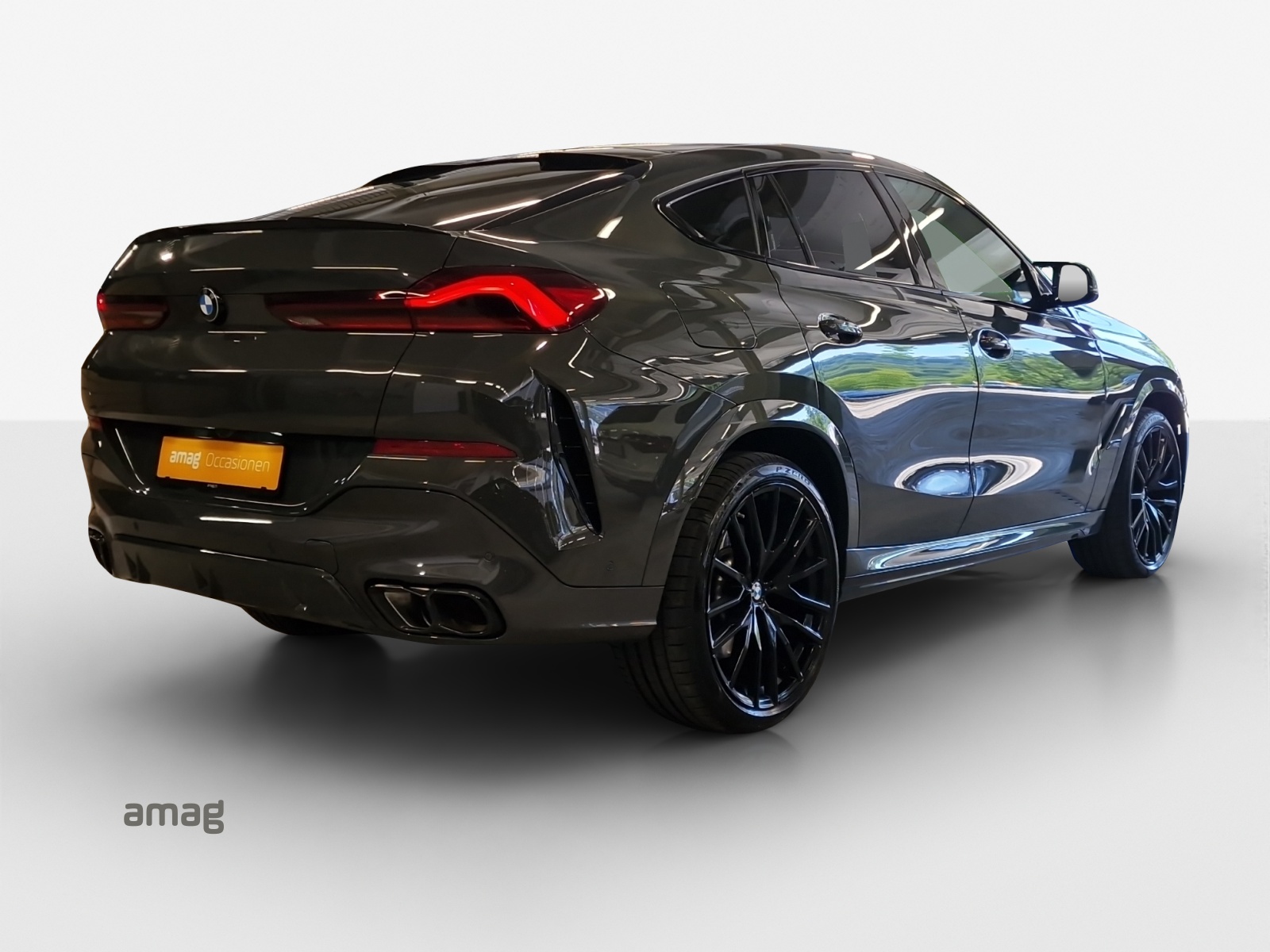 BMW X6 xDrive 48V M60i Steptronic-image-4