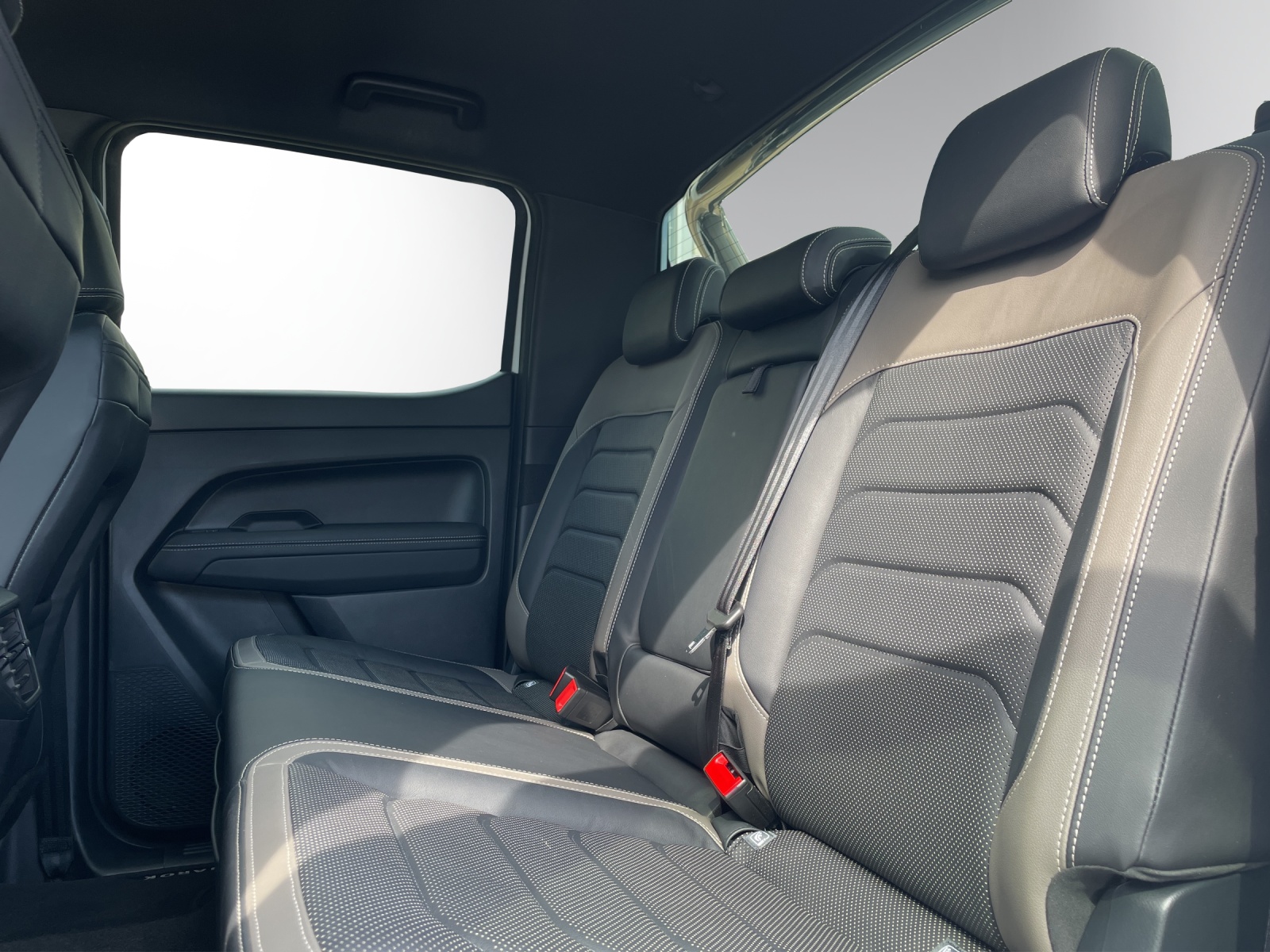 VW Amarok 3.0TDI Style Winter 1-image-11