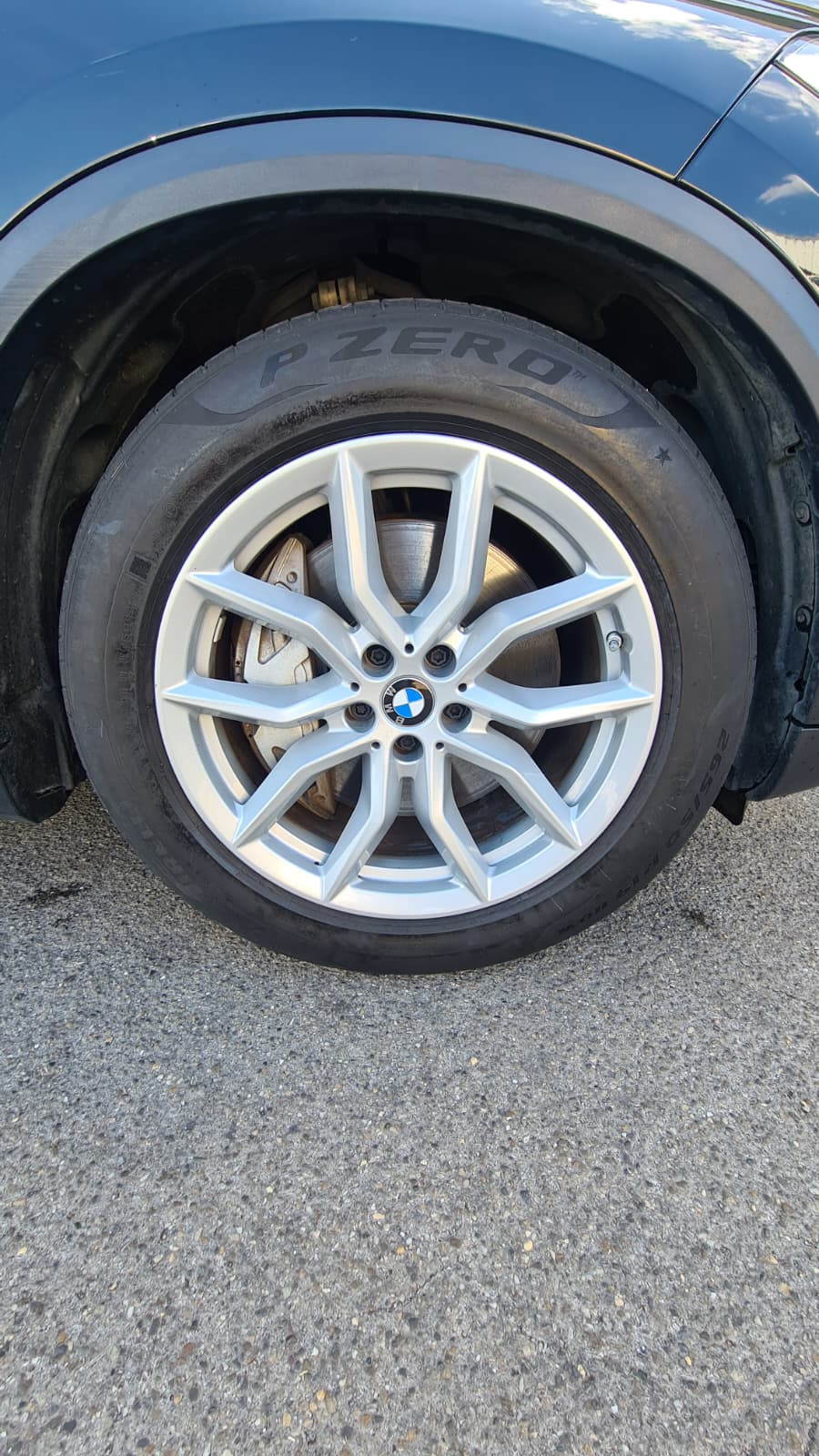 BMW X5 xDrive45e Steptronic ** 394 PS ** Voll-Leder ** Navi ** RF-Kamera 360° ** Panorama-Glasdach ** Sitzmemory ** Modell 2021 **-image-24