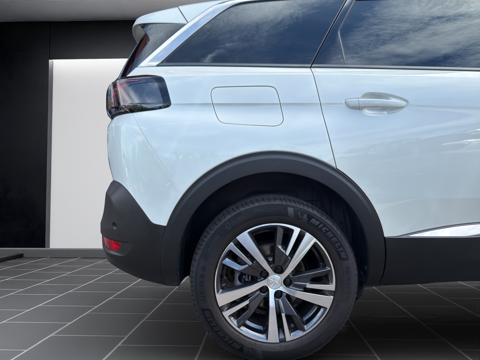 PEUGEOT 5008 1.2PT AllurePackEAT8-image-9