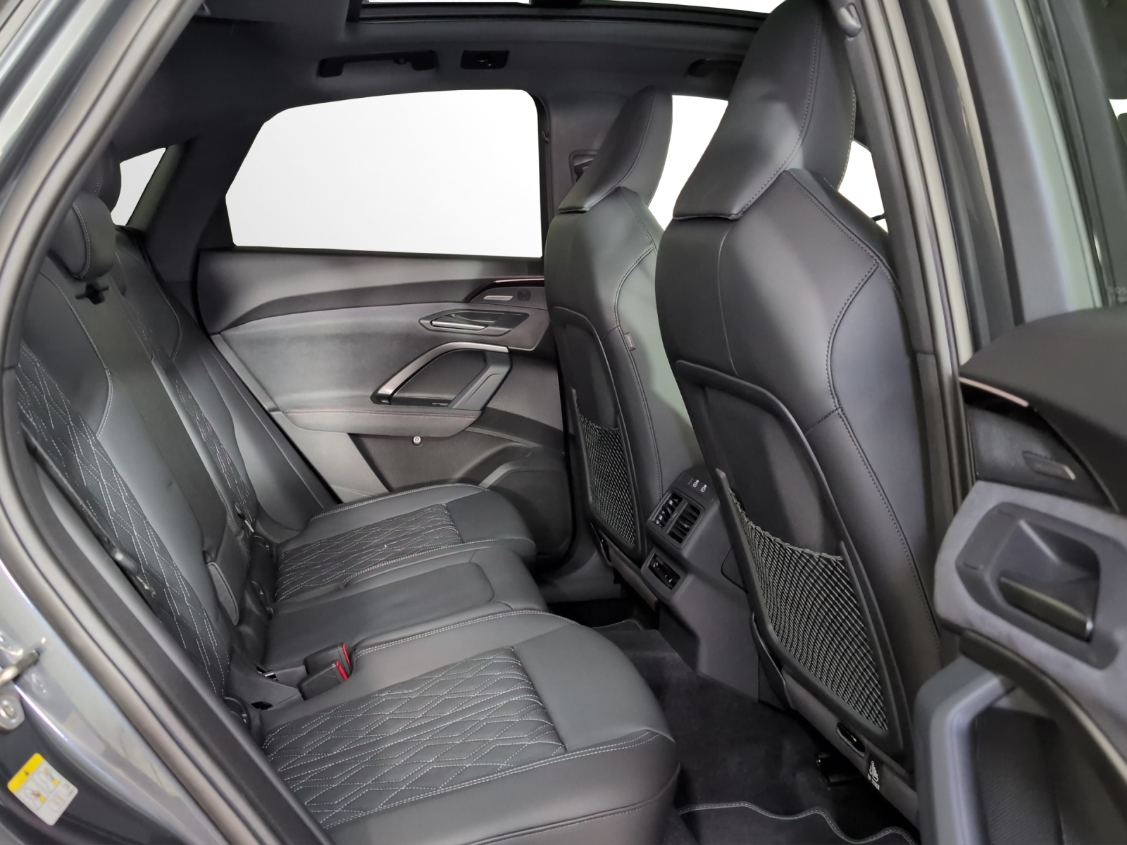 AUDI SQ5 Sportback TFSI quattro S-tronic-image-8