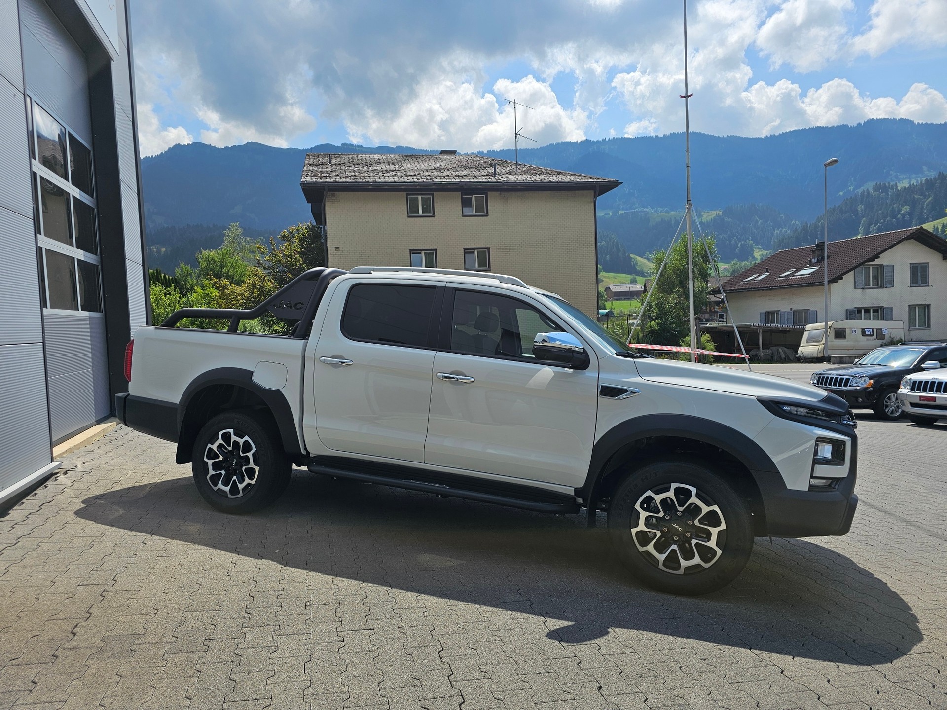 JAC T9EV 4x4 Luxury, 88kWh-image-3