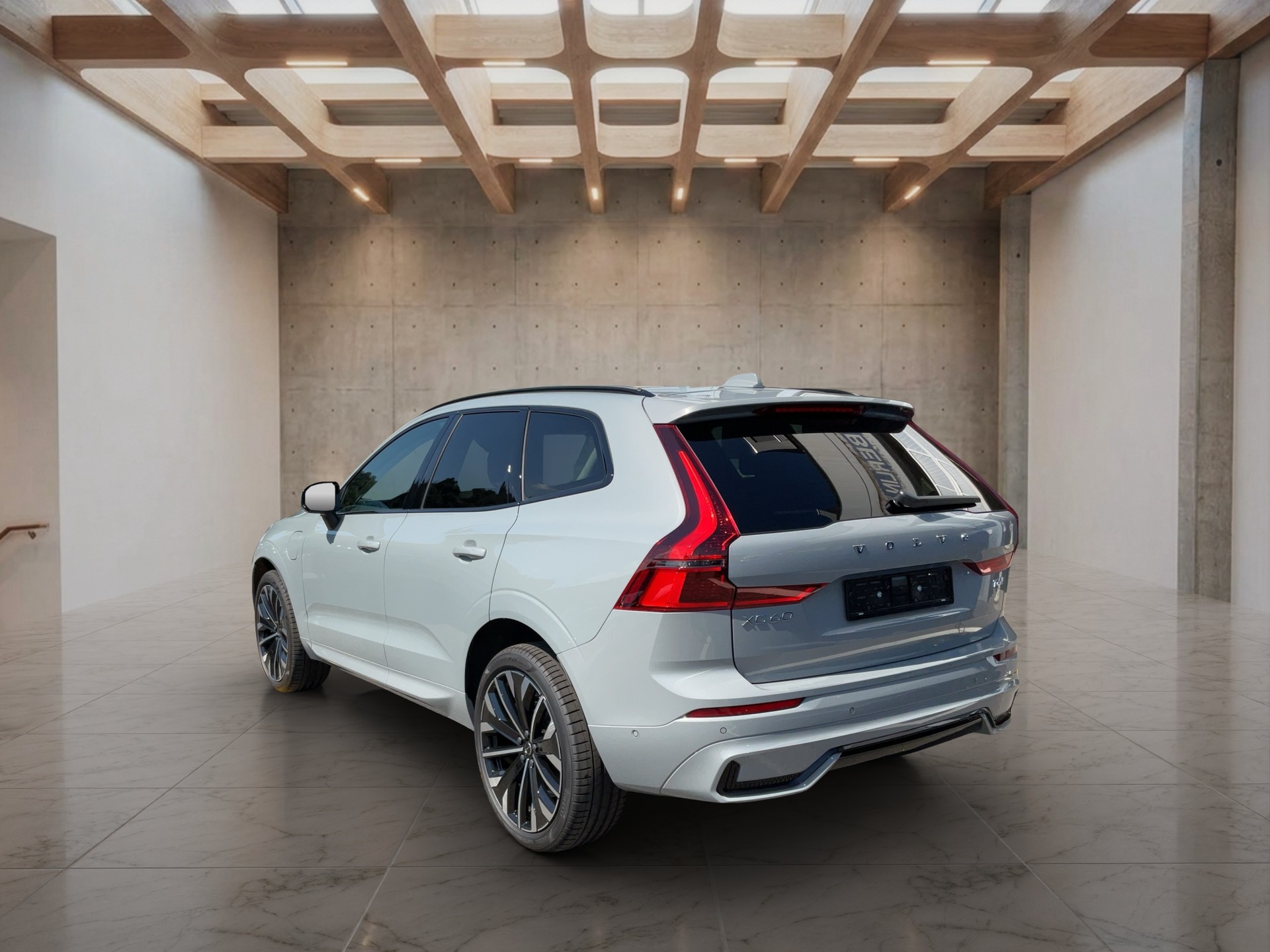 VOLVO XC60 2.0 T6 TE Ultra Dark eAWD-image-2