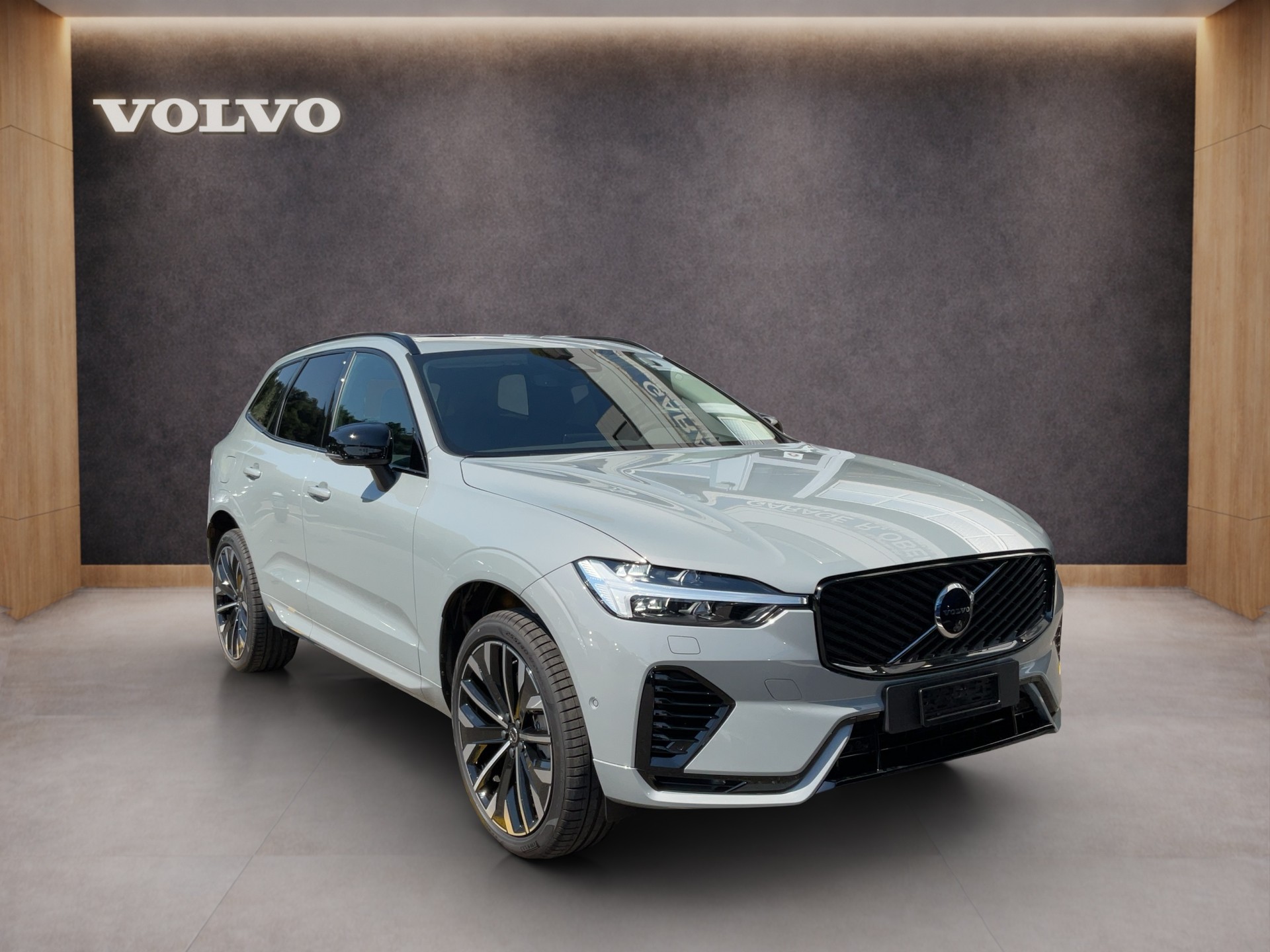 VOLVO XC60 2.0 T6 TE Ultra Dark eAWD-image-7