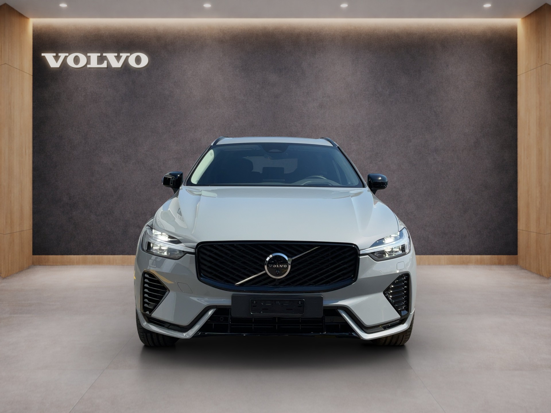 VOLVO XC60 2.0 T6 TE Ultra Dark eAWD-image-1