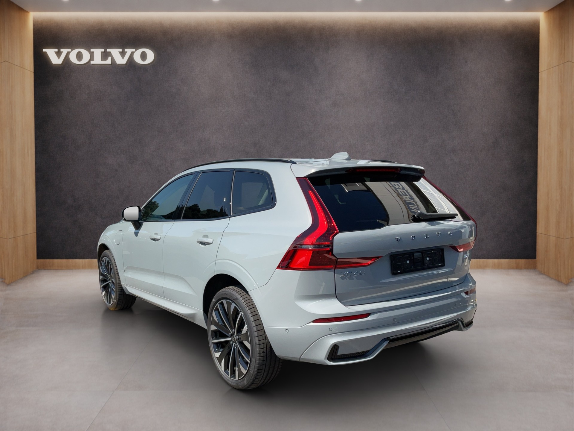 VOLVO XC60 2.0 T6 TE Ultra Dark eAWD-image-3