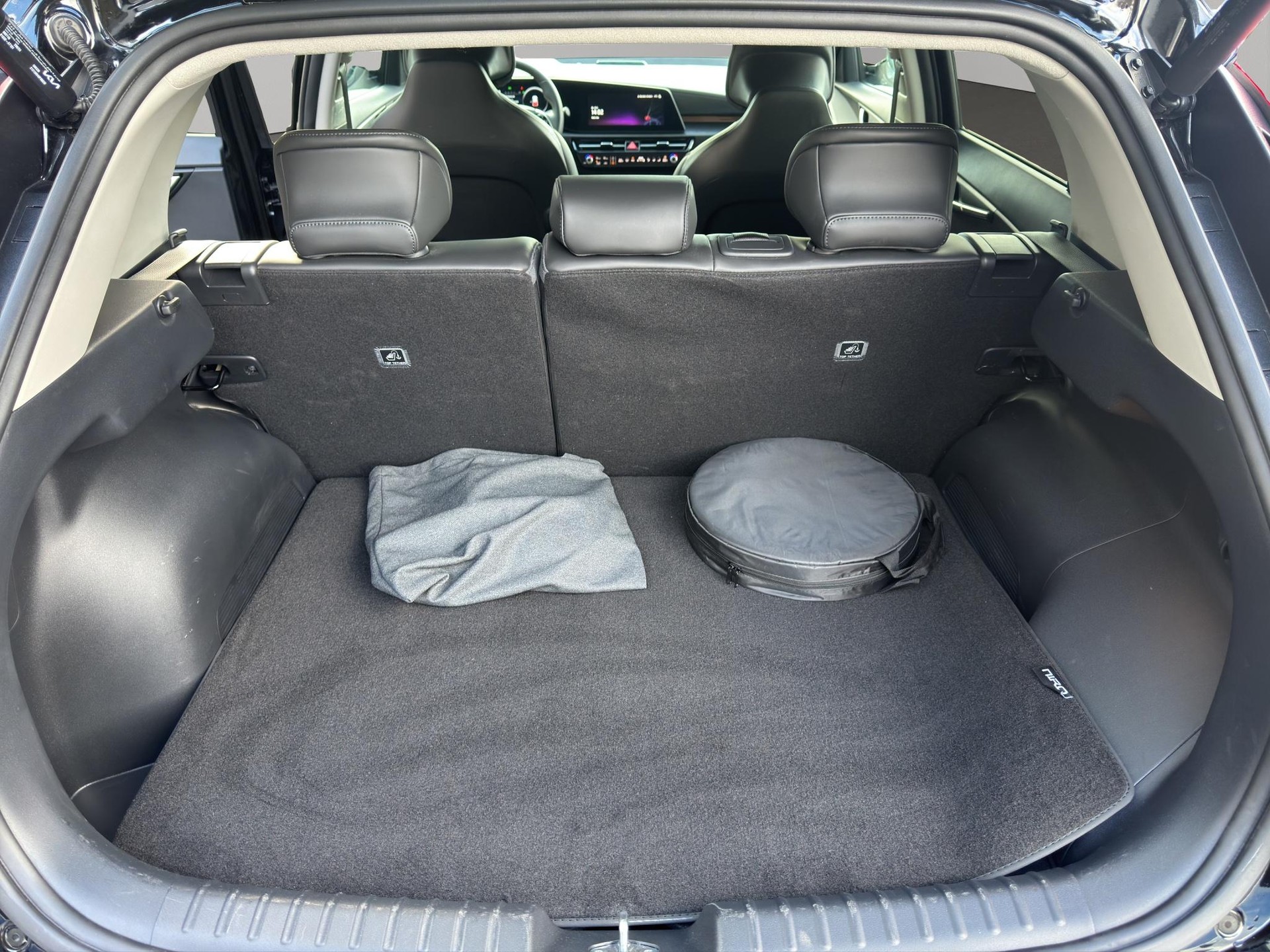 KIA Niro 1.6 GDi Plug-in Hybrid Style-image-9