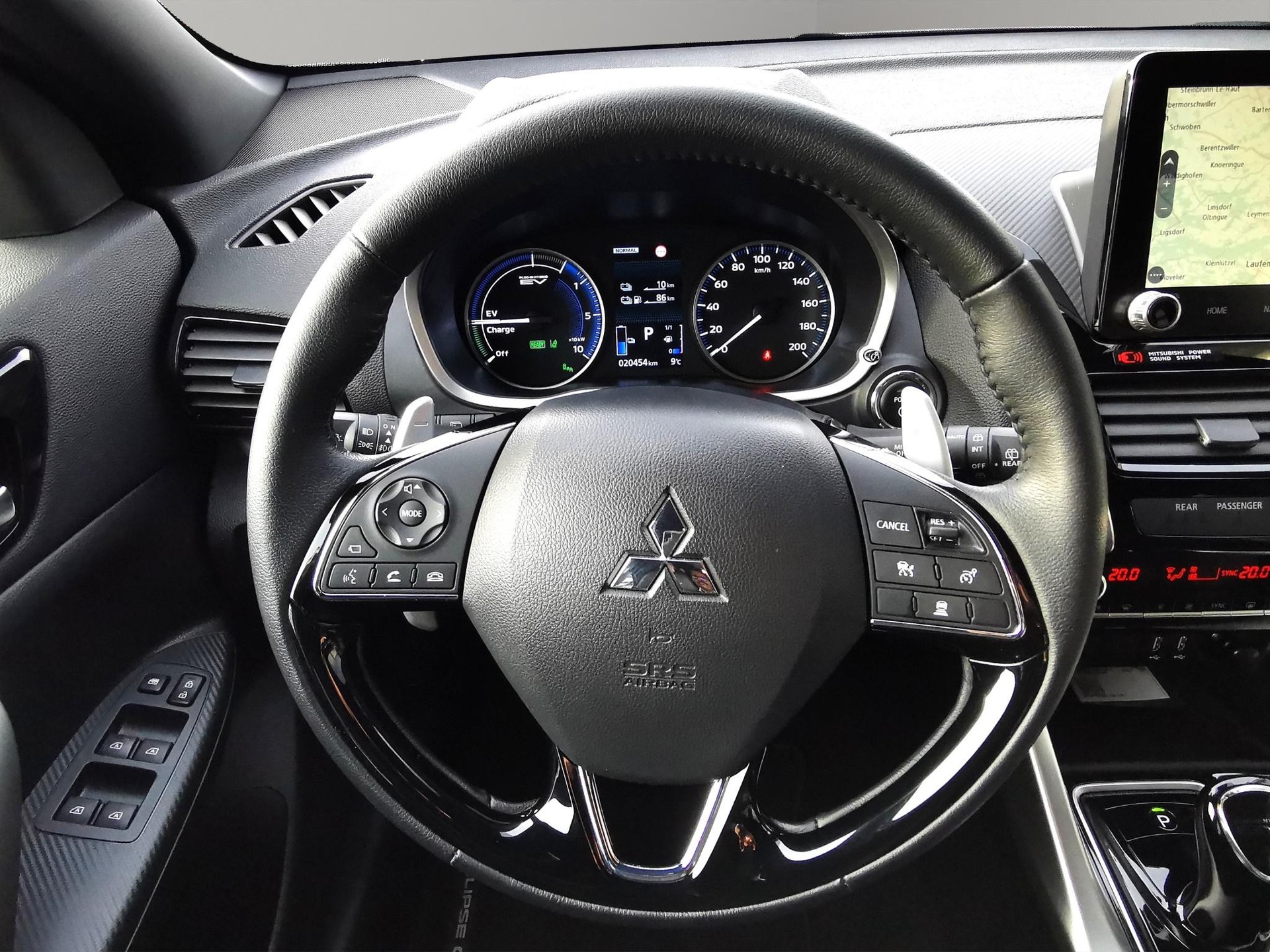 MITSUBISHI Eclipse Cross 2.4 PHEV Intense 4x4-image-4