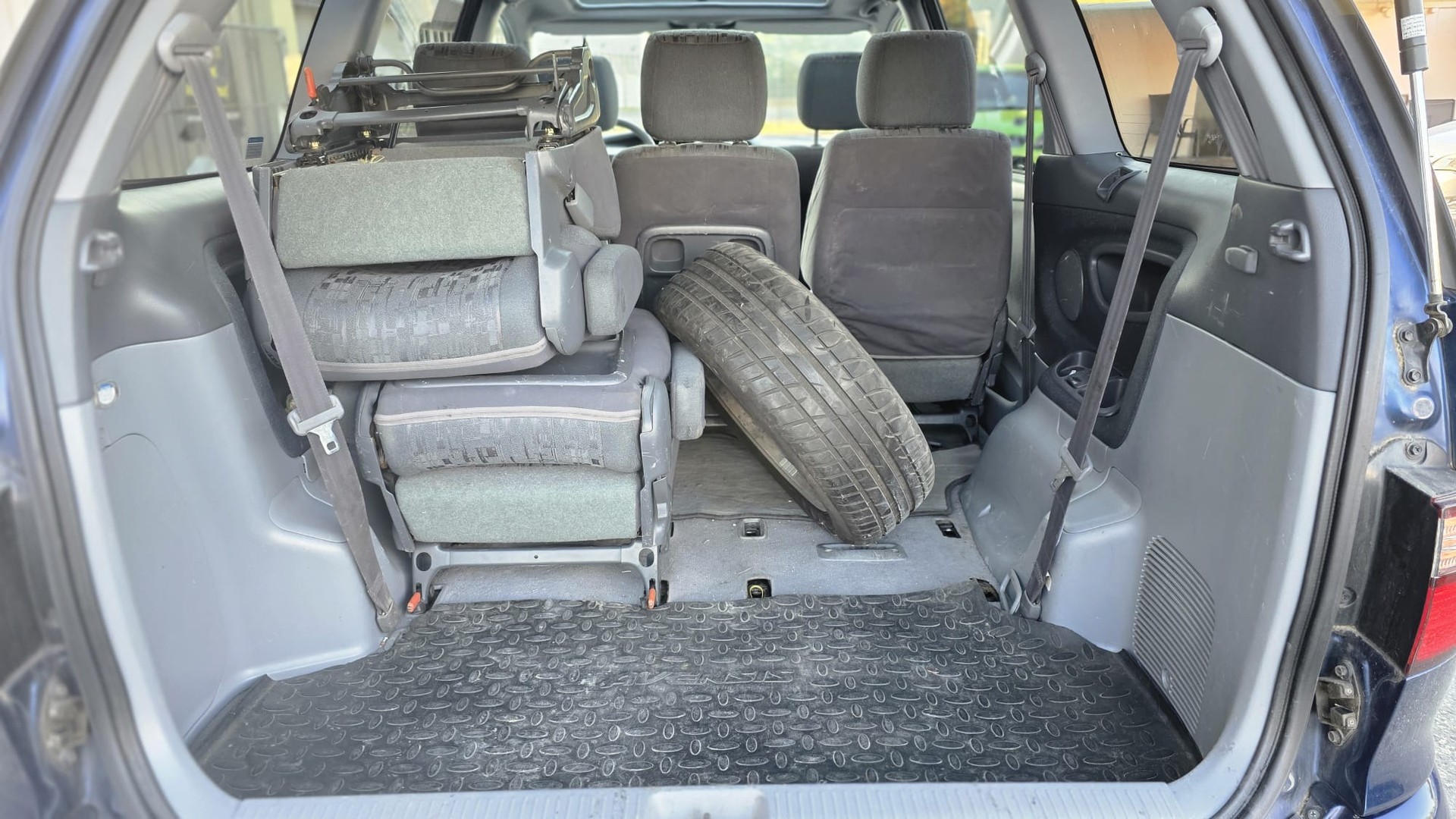 TOYOTA Previa 2.4 Linea Sol-image-5