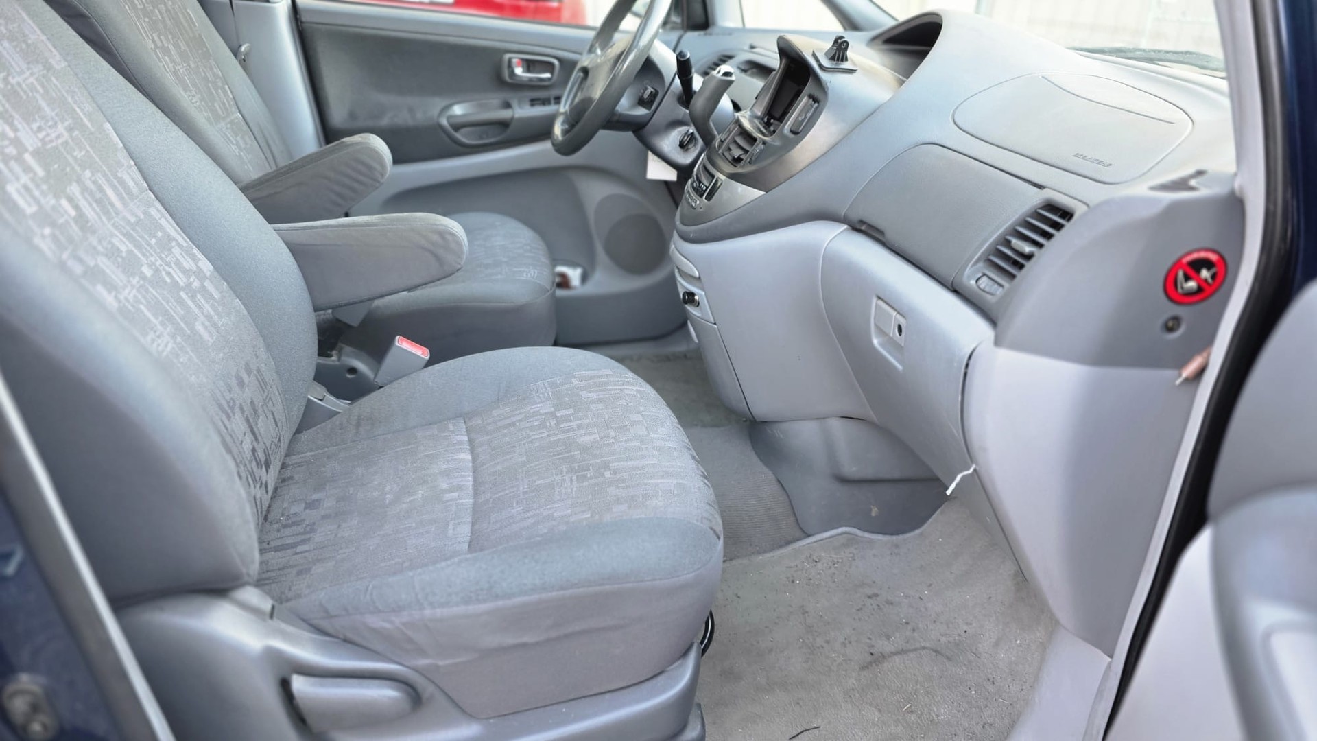 TOYOTA Previa 2.4 Linea Sol-image-8
