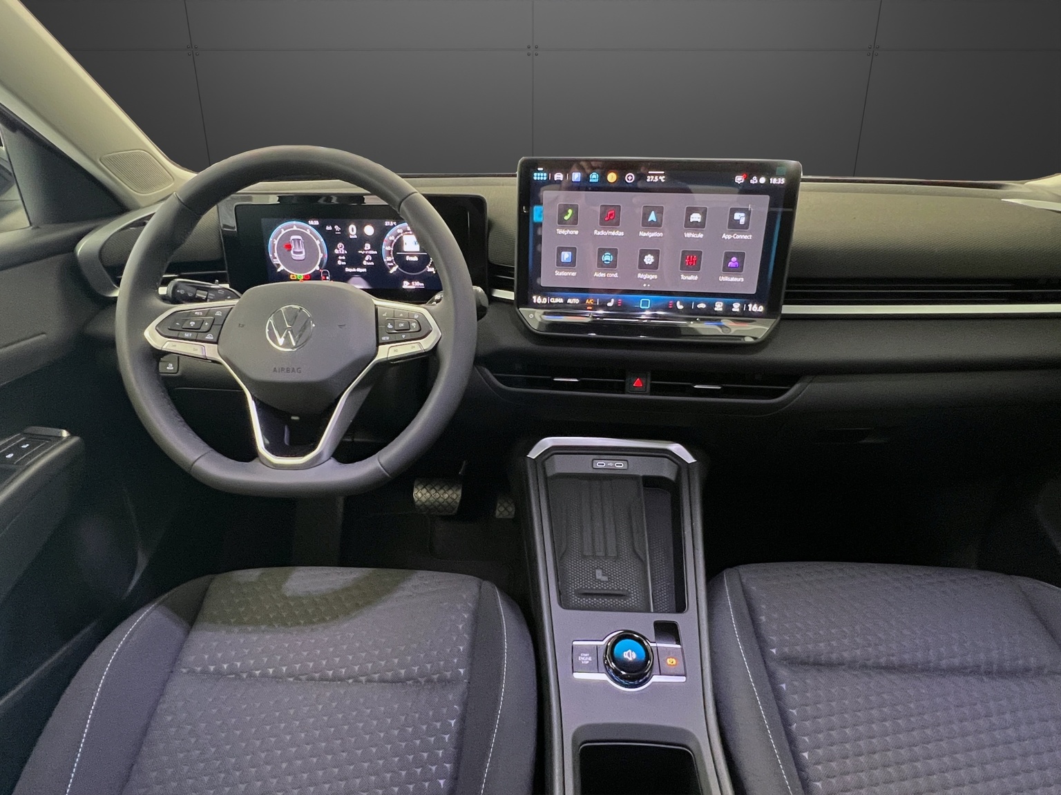 VW T-Roc 1.5 eTSI mHEV Life DSG-image-9