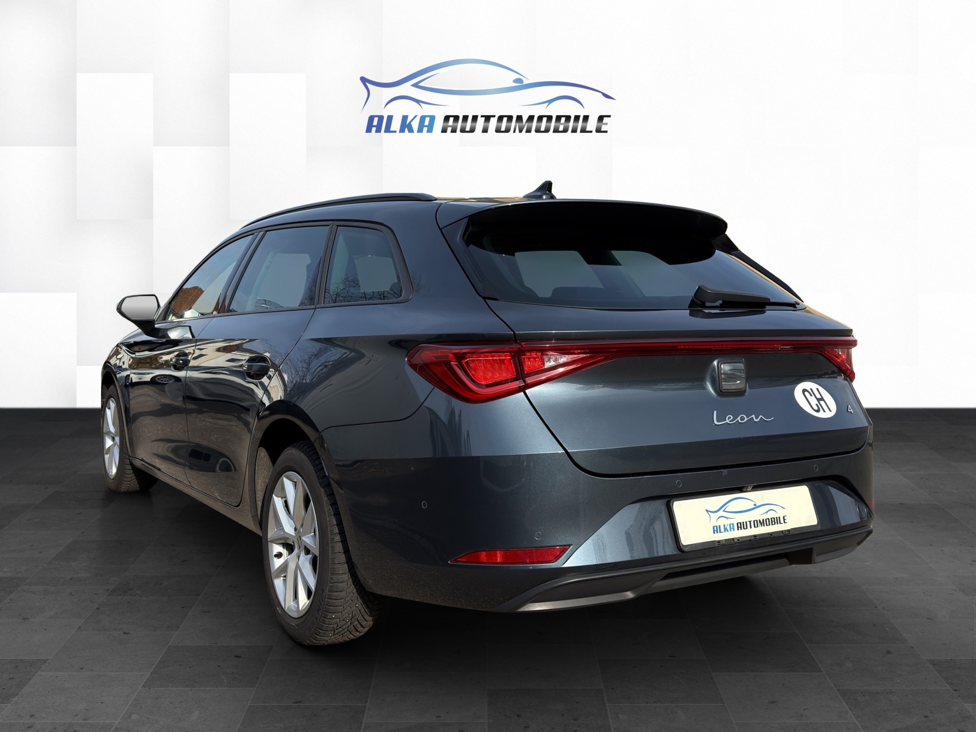 SEAT Leon ST 2.0 TDI EVO DSG 4Drive Style-image-3