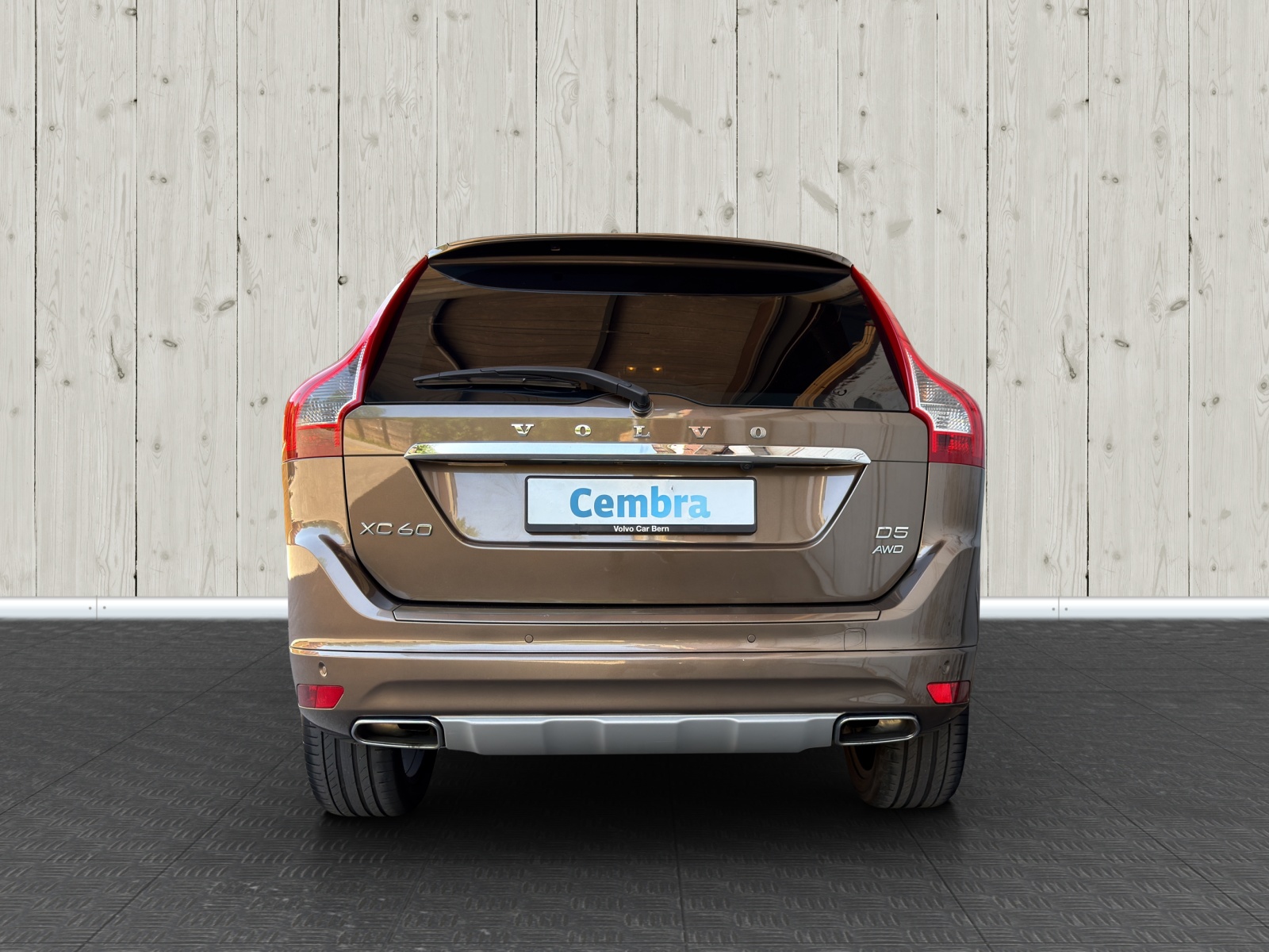 VOLVO XC60 D5 AWD Summum Geartronic-image-5
