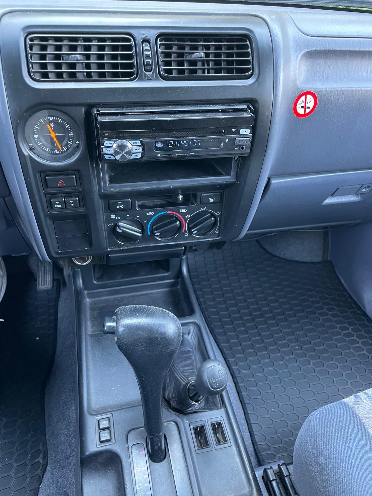TOYOTA Land Cruiser 300 3.0 TD VX-image-14