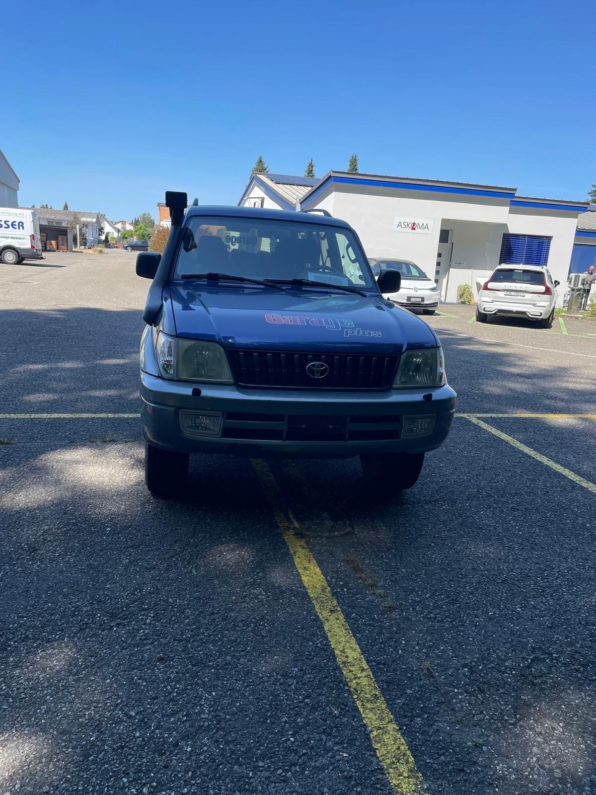 TOYOTA Land Cruiser 300 3.0 TD VX-image-3