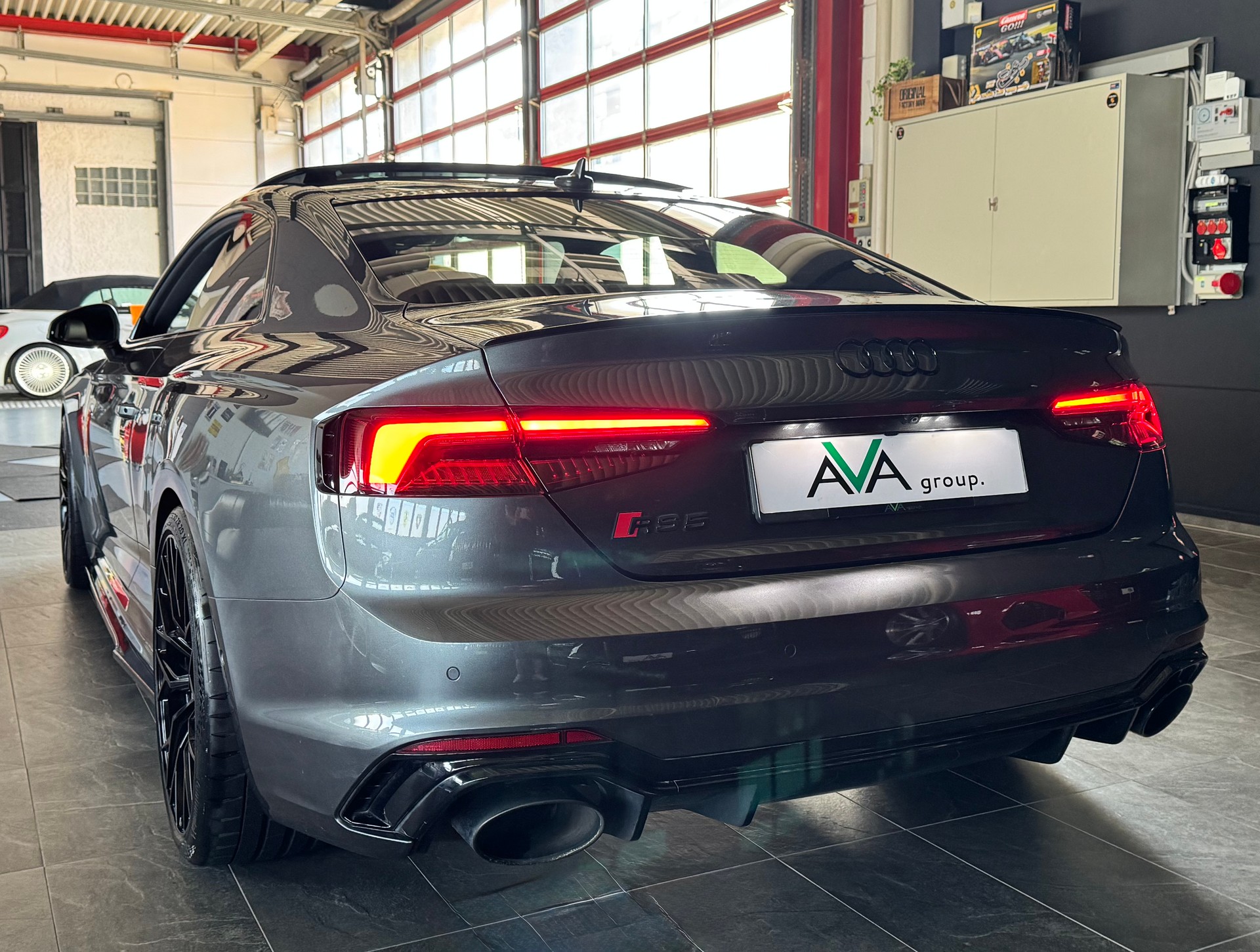 AUDI RS5 Coupé 2.9 TFSI quattro tiptronic-image-7