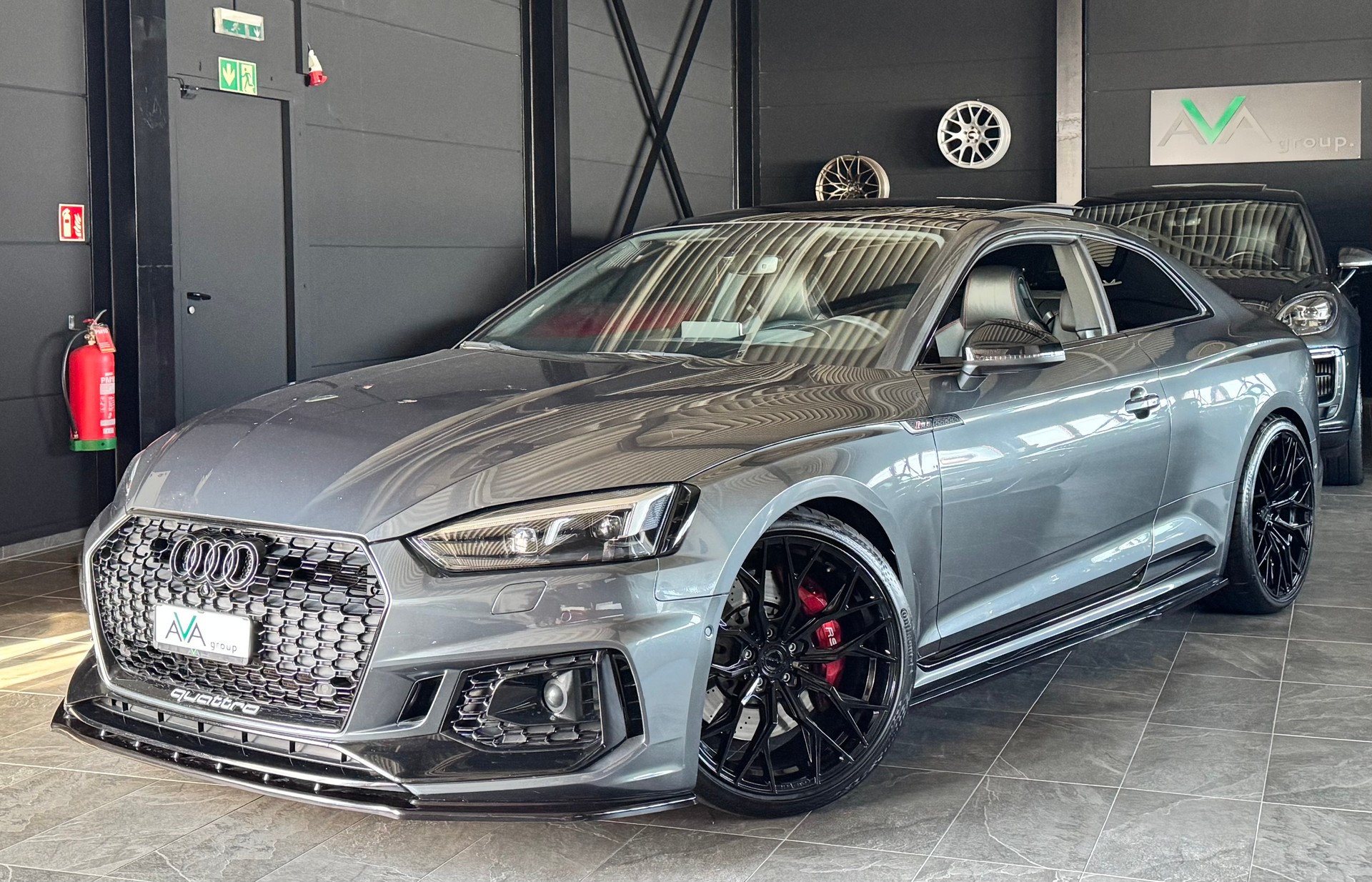 AUDI RS5 Coupé 2.9 TFSI quattro tiptronic-image-2