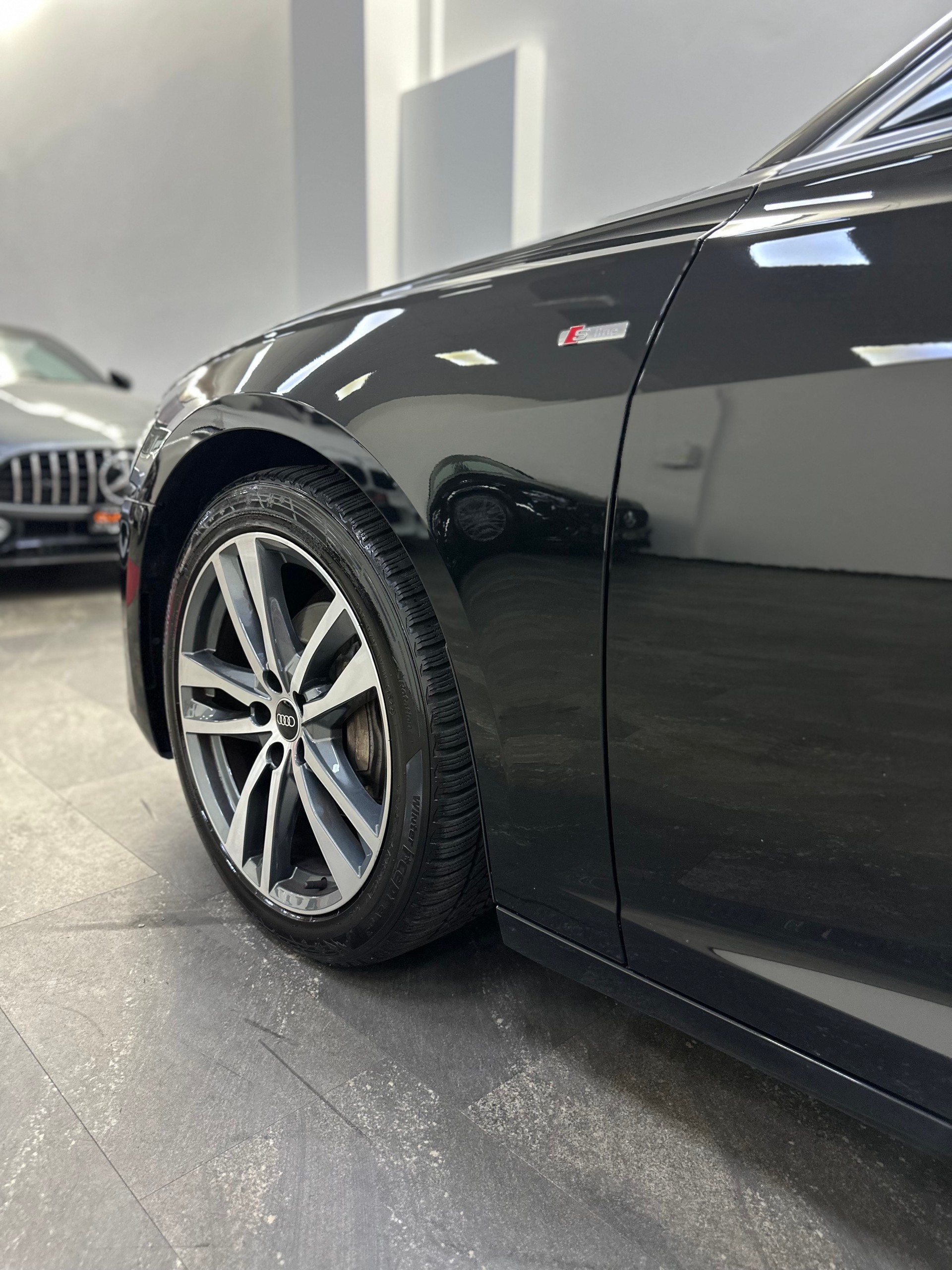 AUDI A6 Avant 40 TDI quattro S-tronic-image-5