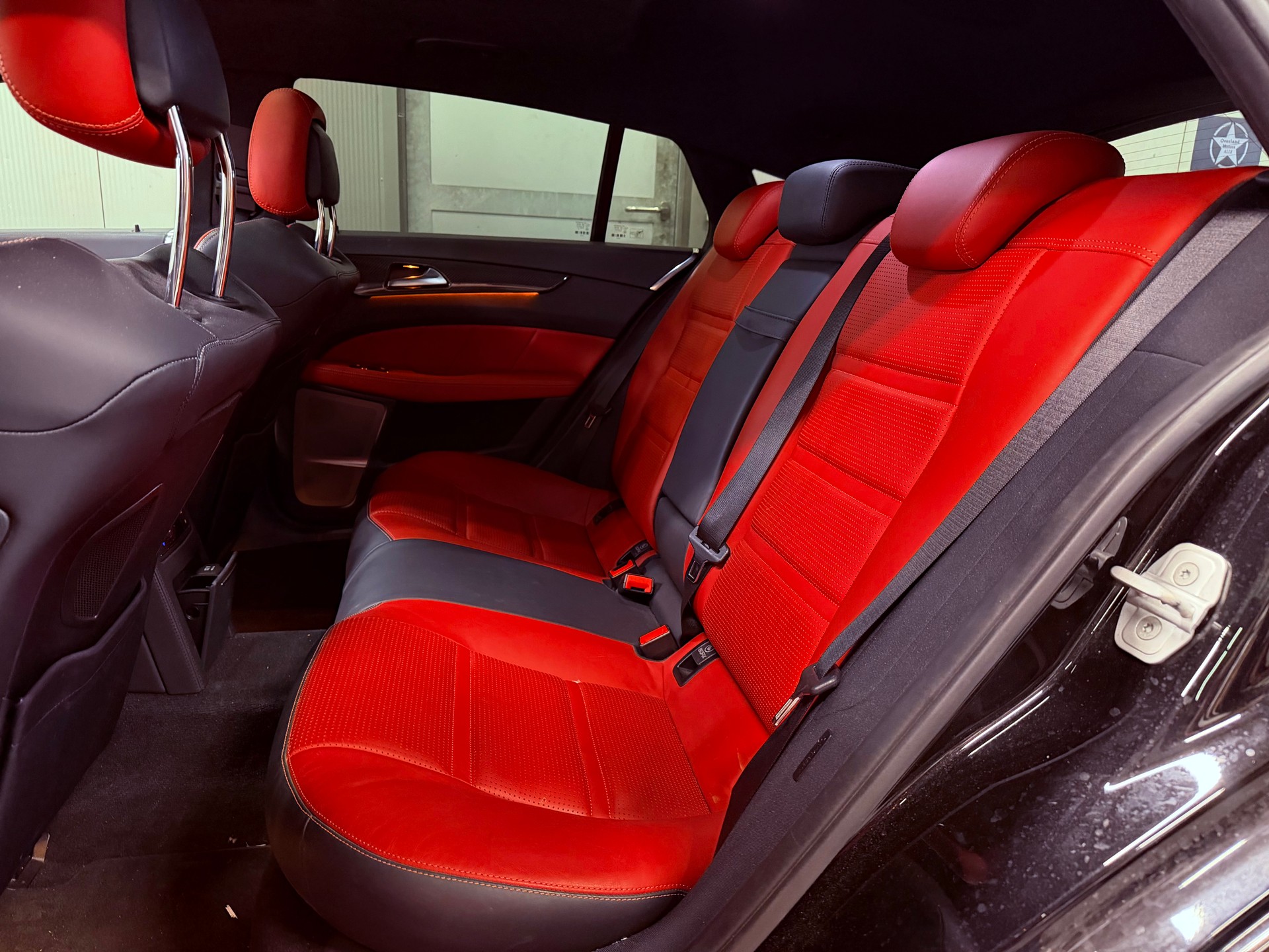MERCEDES-BENZ CLS Shooting Brake 63 AMG S 4Matic Speedshift MCT-image-11