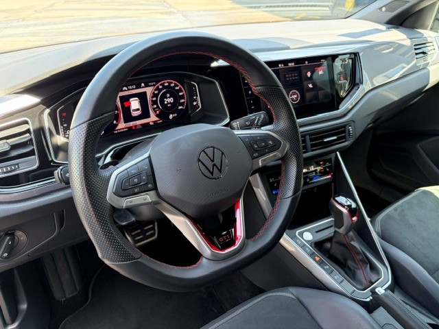 VW Polo 2.0 TSI GTI DSG-image-8