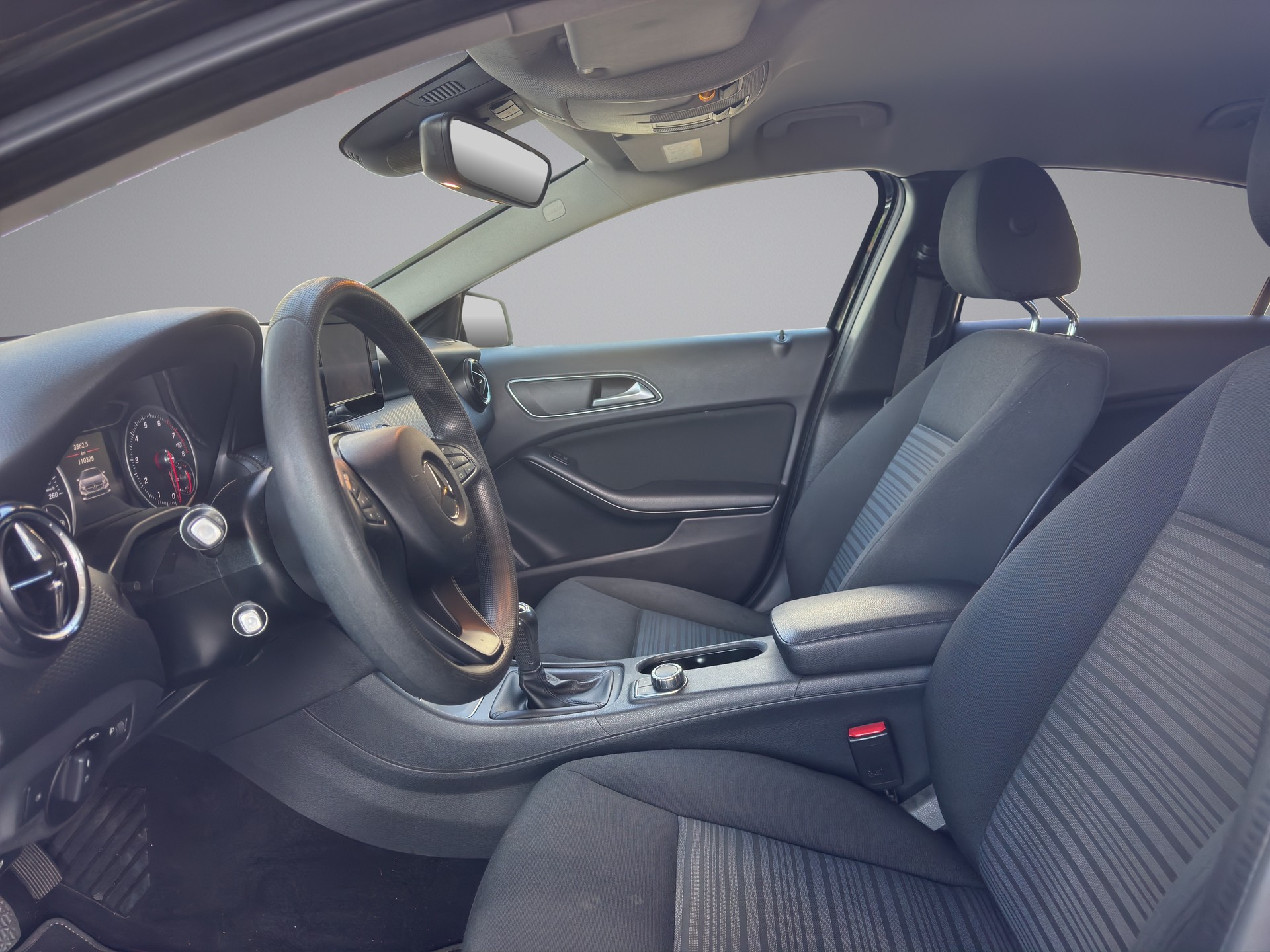 MERCEDES-BENZ A 160 Urban-image-6