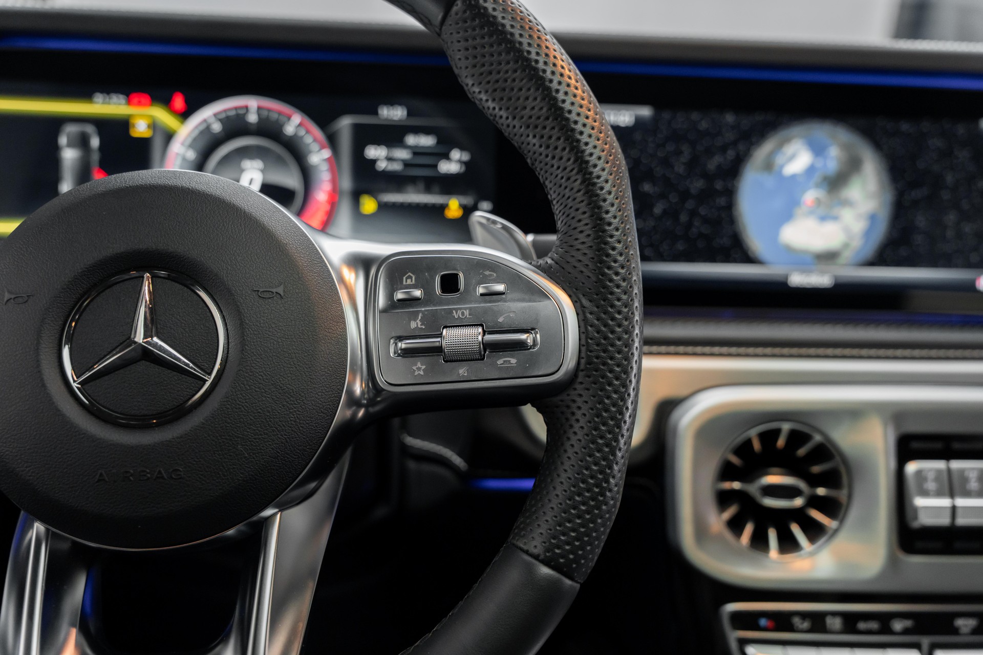 MERCEDES-BENZ G 63 AMG 4x4 Speedshift Plus G-Tronic-image-22