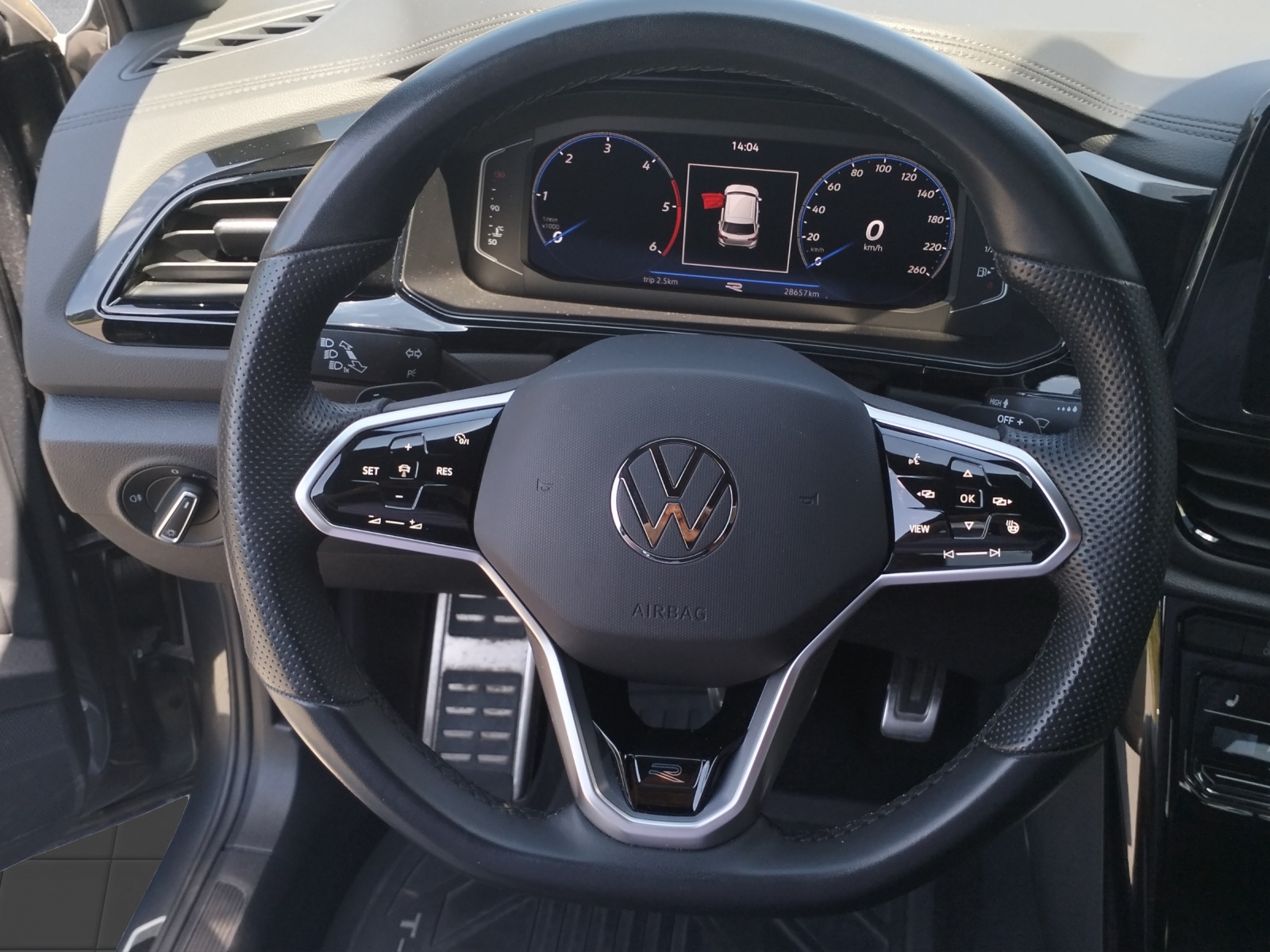 VW T-Roc 2.0 TDI SCR R-Line 4Motion DSG-image-9