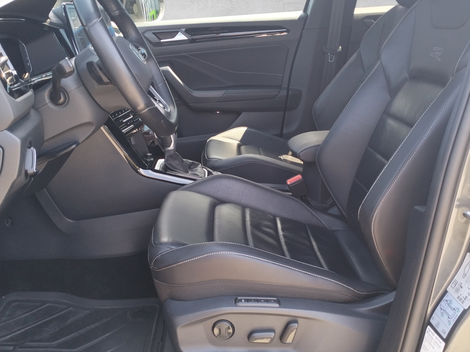 VW T-Roc 2.0 TDI SCR R-Line 4Motion DSG-image-7