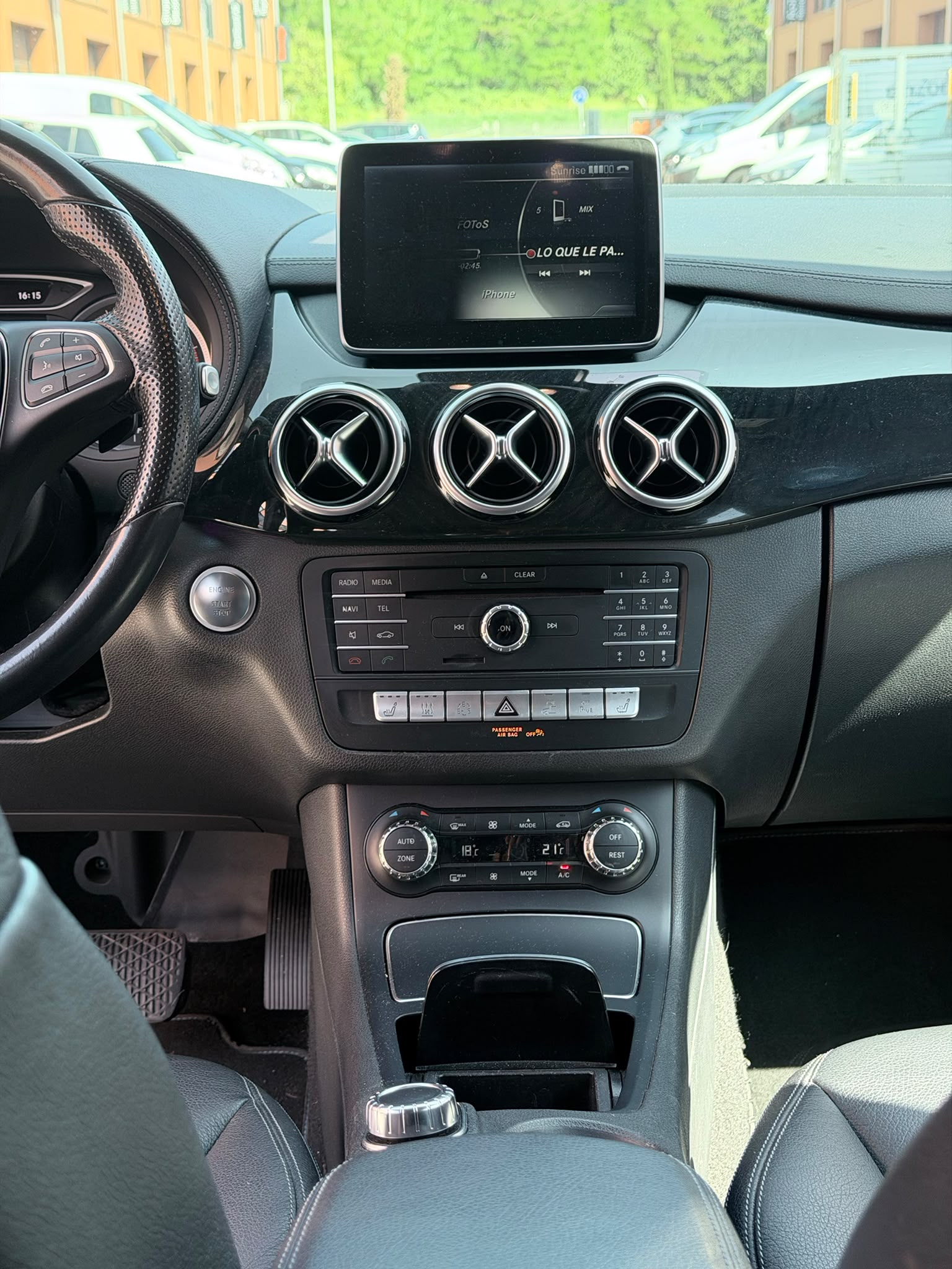MERCEDES-BENZ B Electric Drive-image-8