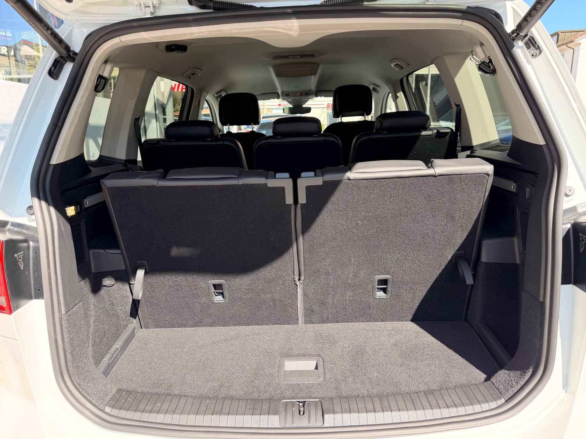 VW Touran 1.5 TSI 150PS GOAL *** FAMILIENAUTO & 7-SITZER ***-image-28