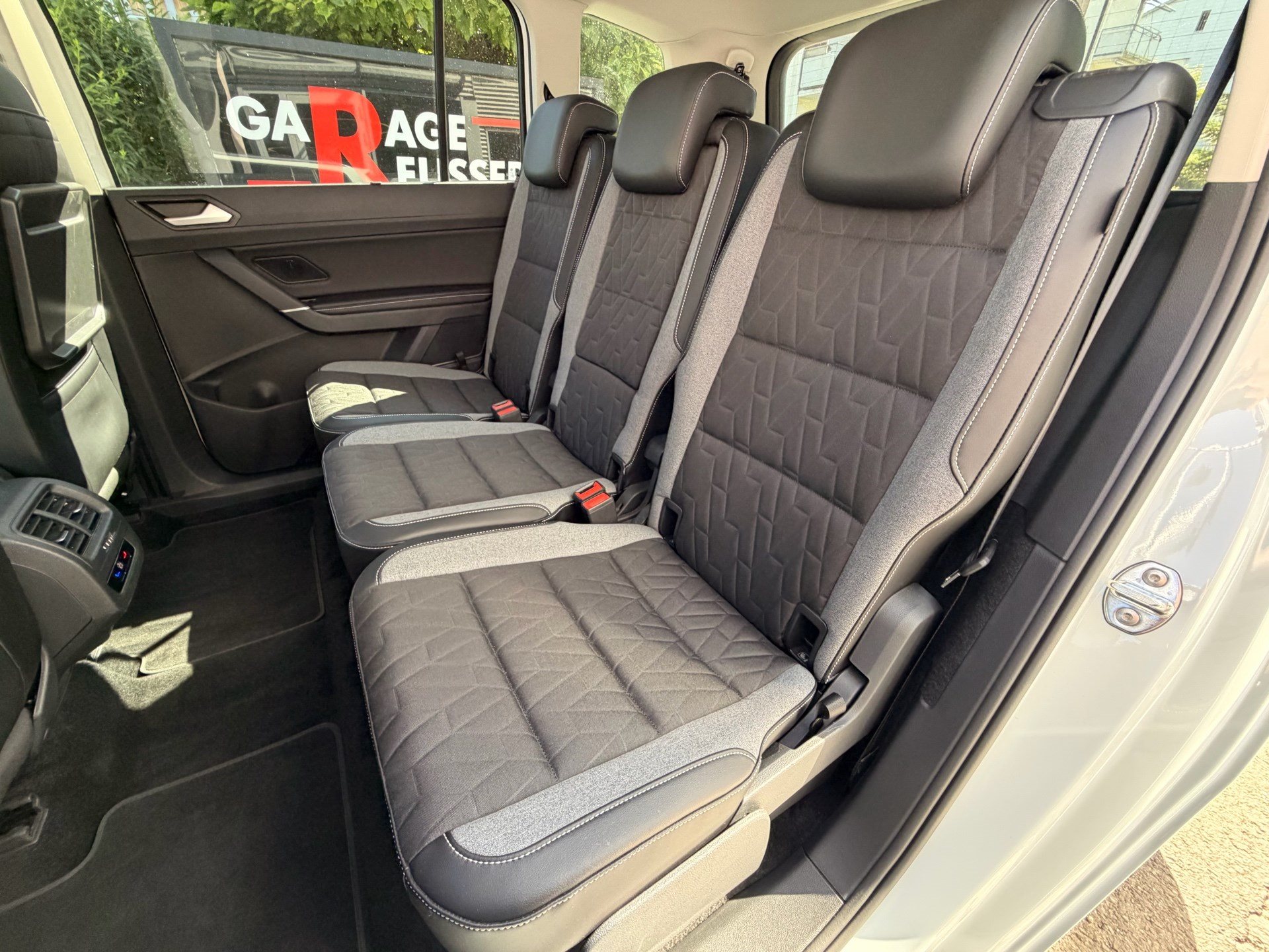 VW Touran 1.5 TSI 150PS GOAL *** FAMILIENAUTO & 7-SITZER ***-image-26