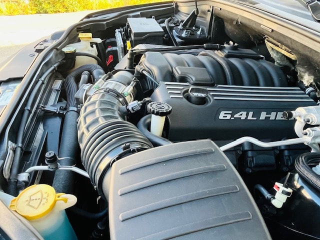 JEEP Grand Cherokee 6.4 V8 HEMI SRT8 Automatic-image-3