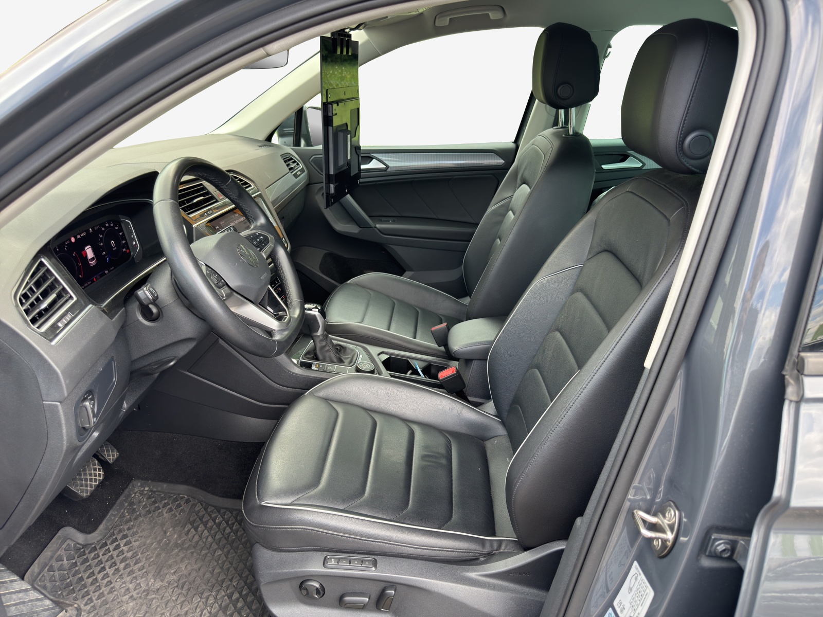VW Tiguan 2.0TSI Life 4Motion DSG-image-7