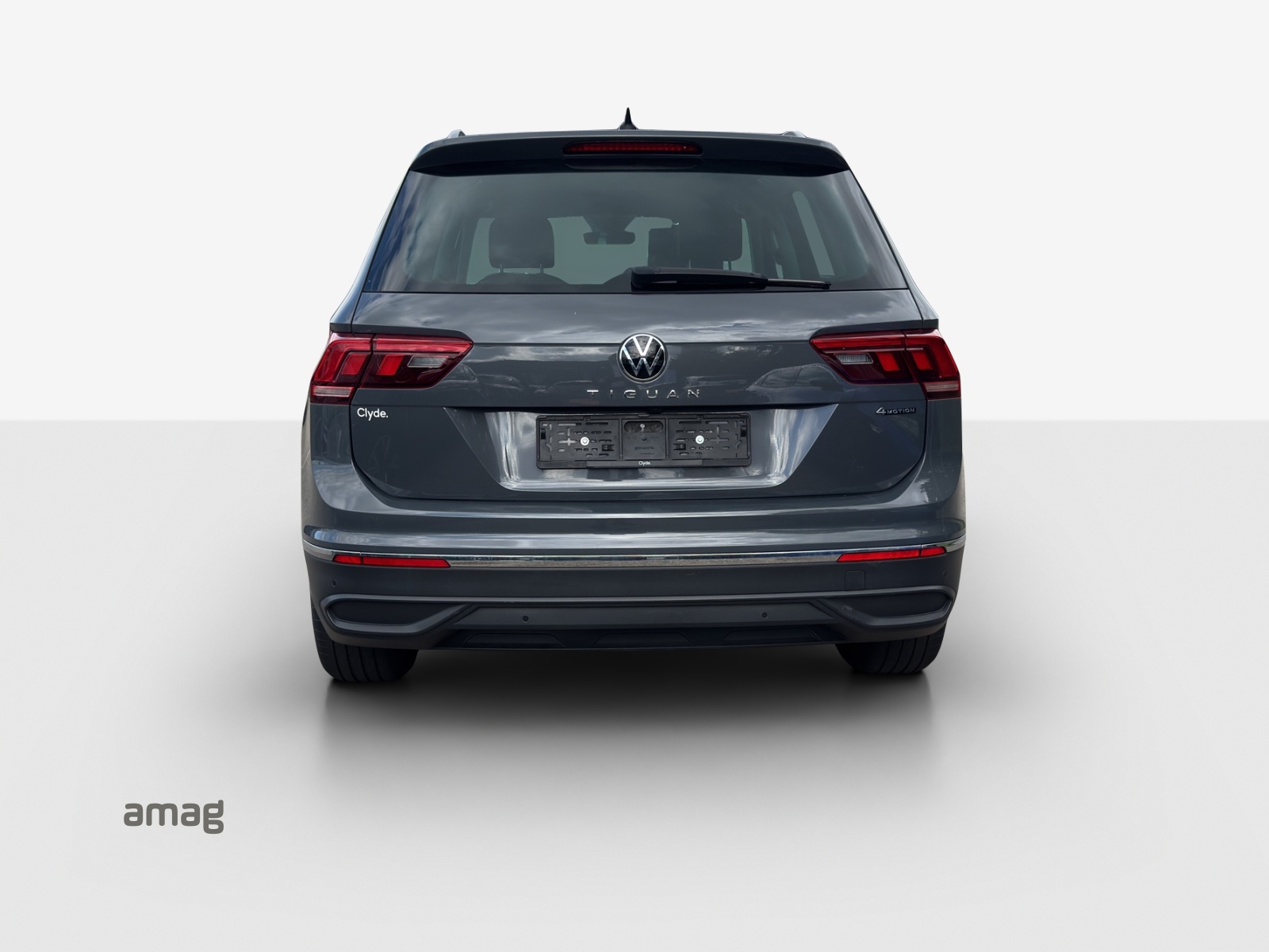 VW Tiguan 2.0TSI Life 4Motion DSG-image-3