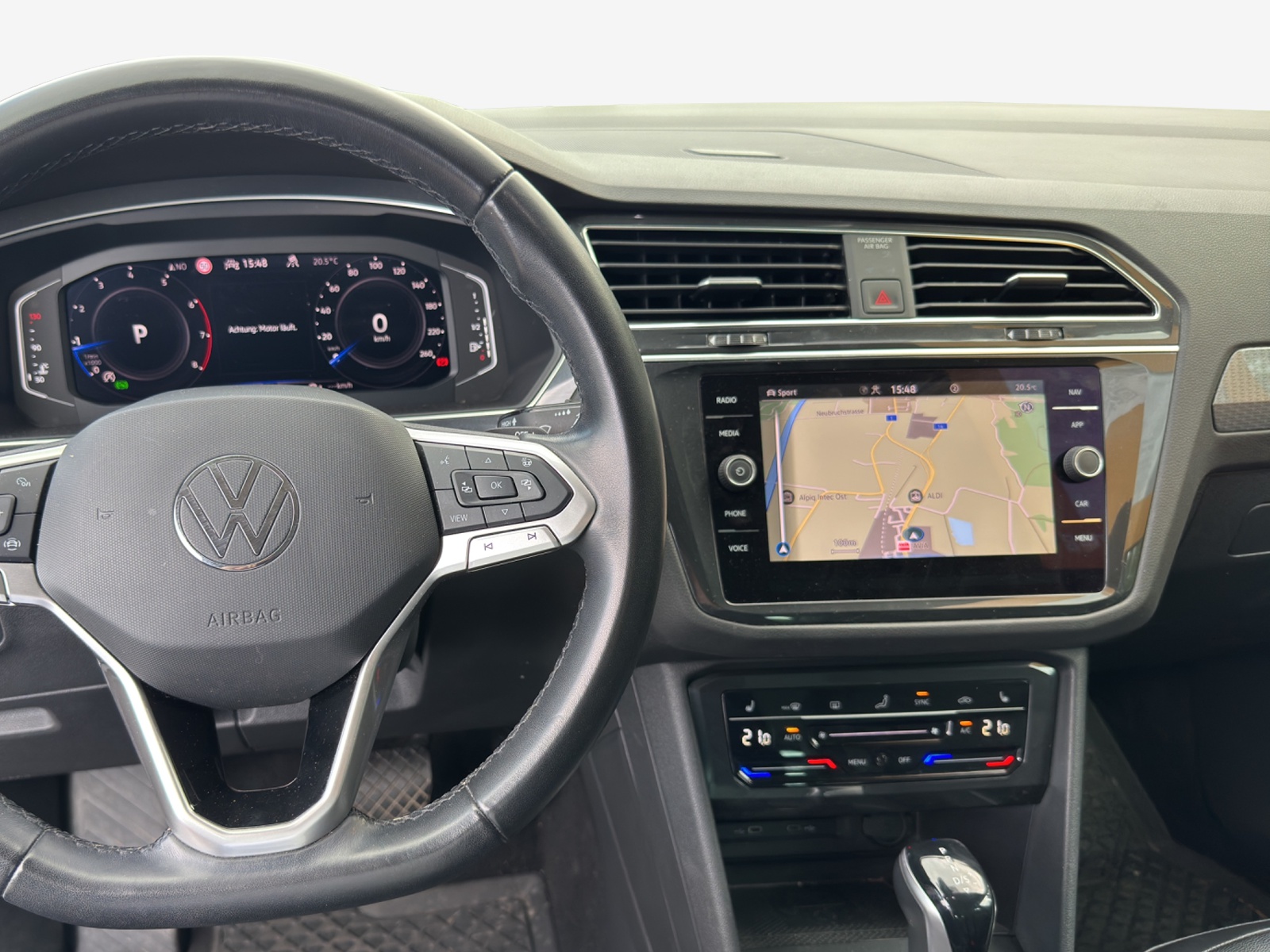 VW Tiguan 2.0TSI Life 4Motion DSG-image-8